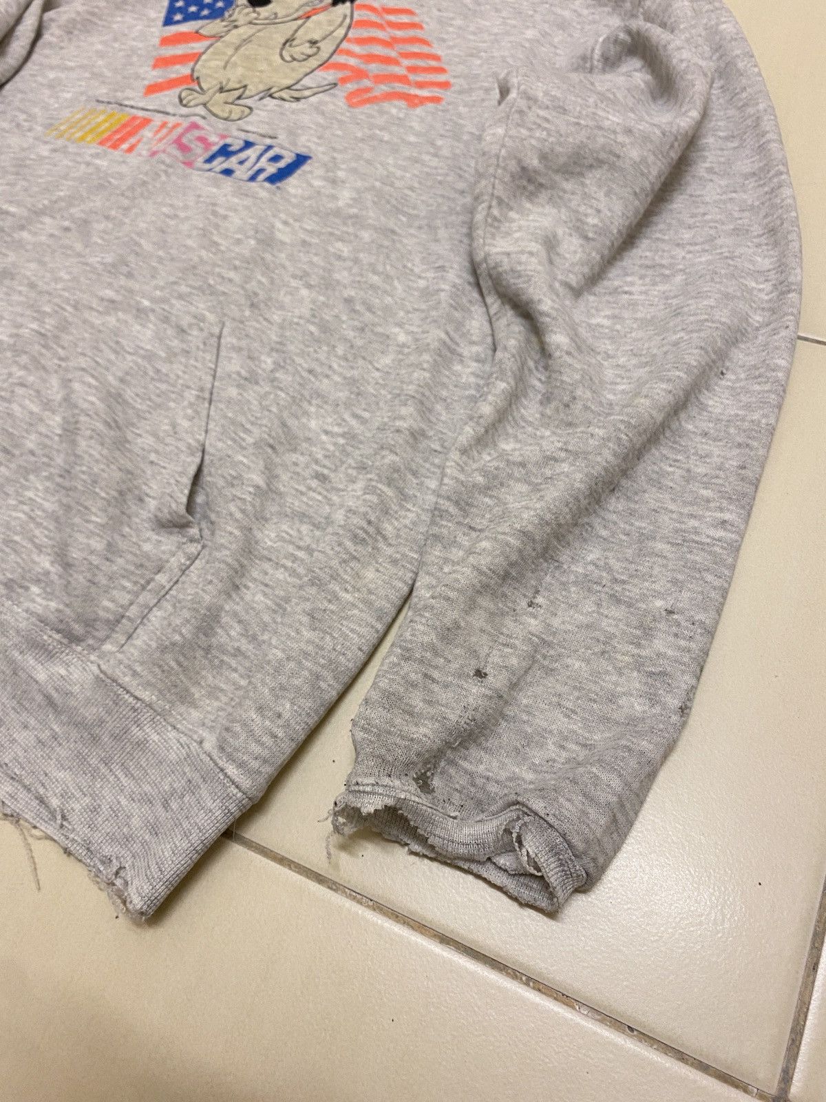 NASCAR Vtg 90s Nascar Wacky Races Hanna Barbera Trashed Hoodie Size US M / EU 48-50 / 2 - 4 Thumbnail