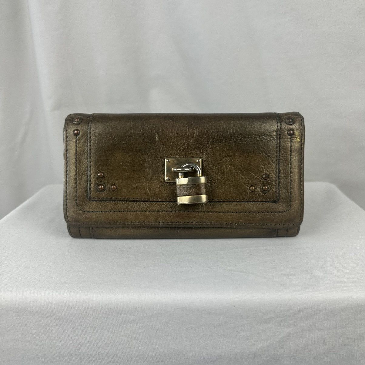 Chloe Vintage Authentic Chloe Paddington Leather Wallet Bronze Size ONE SIZE - 1 Thumbnail