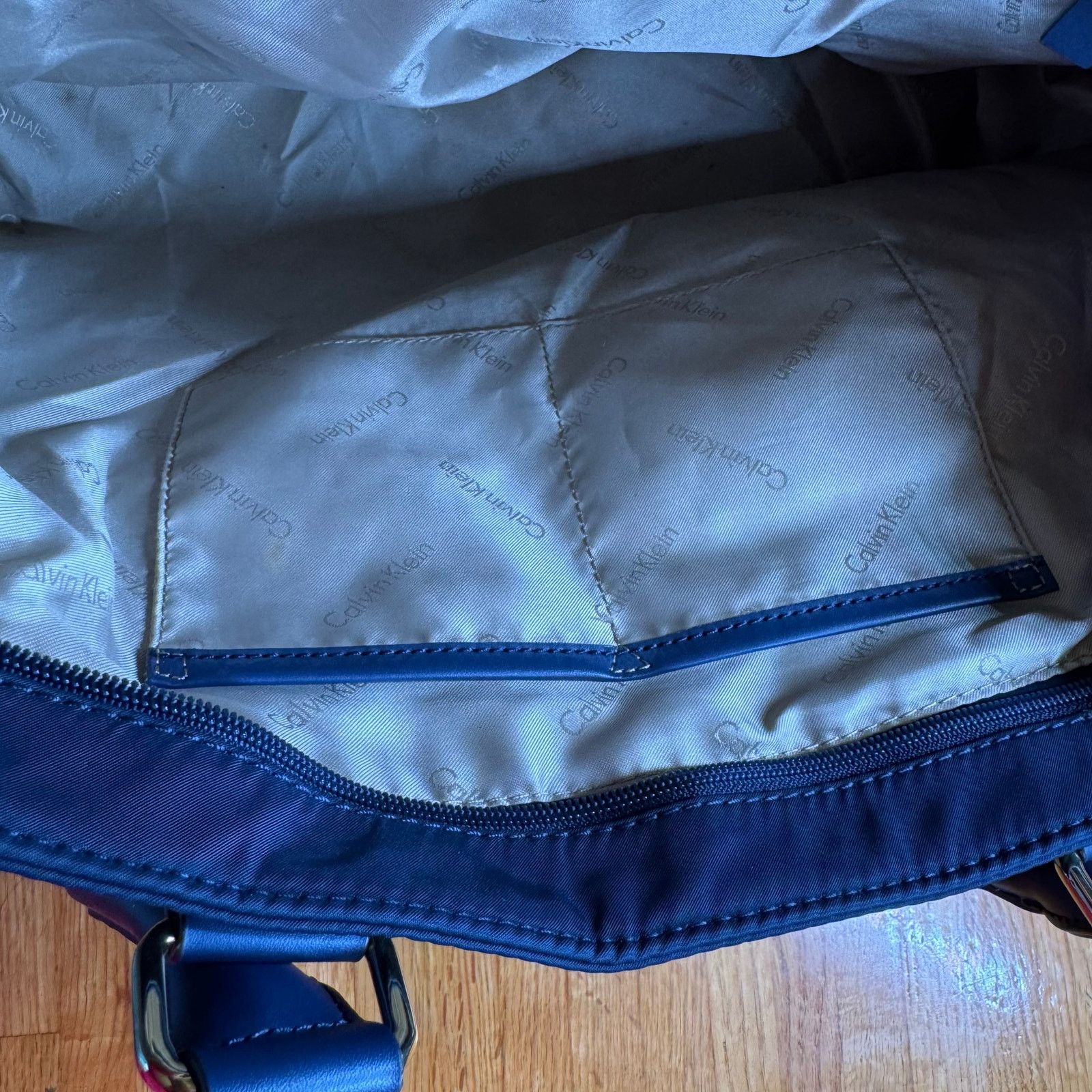 Calvin Klein Calvin Klein Belfast Nylon Organizational Buckle Tote Navy Size ONE SIZE - 9 Thumbnail