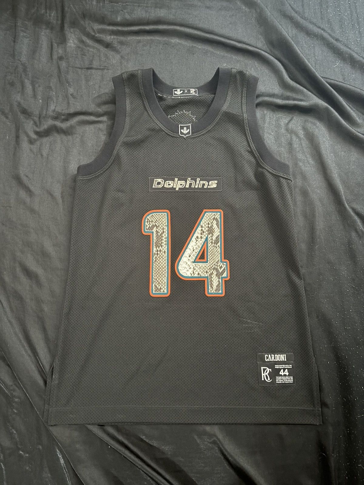 Mitchell & Ness × NFL × Renzo Cardoni Dolphins Jarvis Landry Snake Skin Renzo Cordoni Jersey Size US XL / EU 56 / 4 - 1 Thumbnail