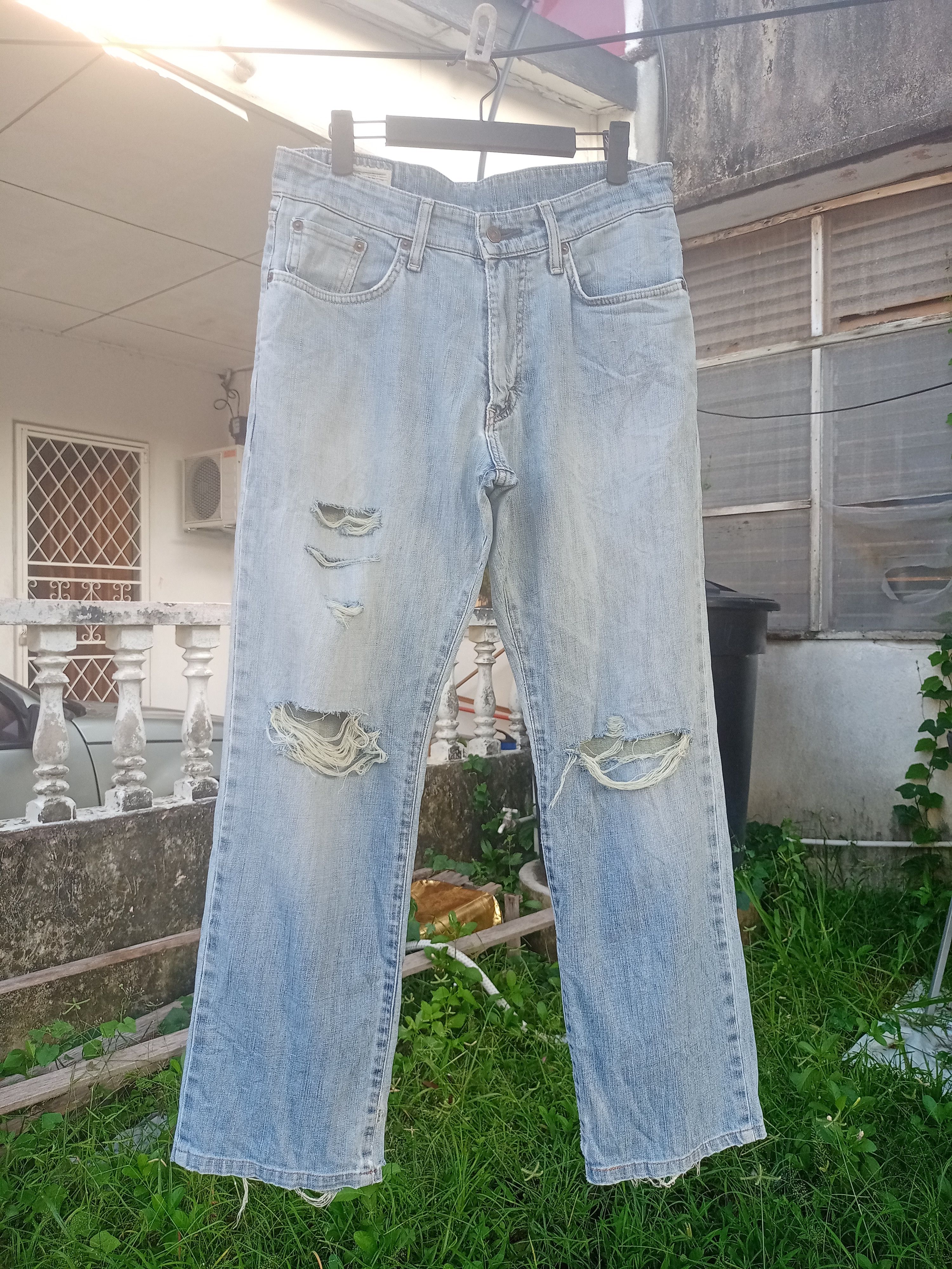 Edwin × Japanese Brand SALES🔥Vintage Japanese Edwin Blue Wash Distress Loose Jeans Size US 30 / EU 46 - 13 Thumbnail