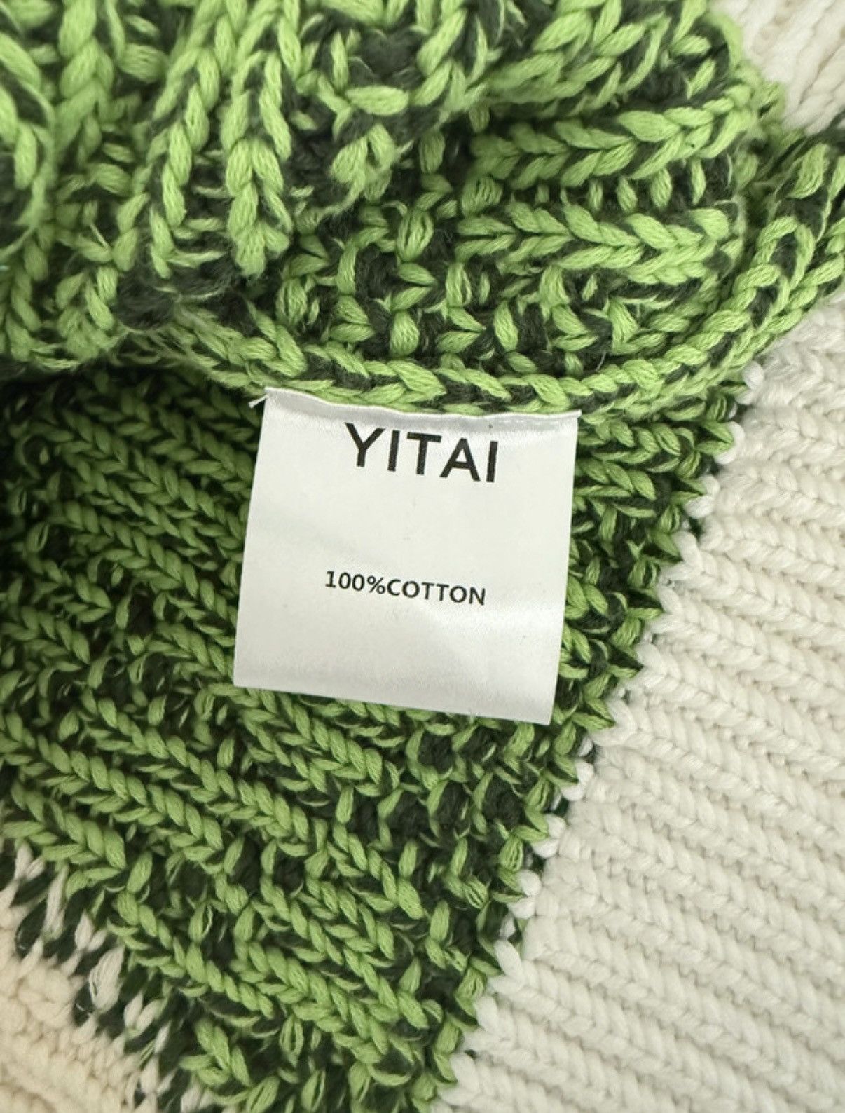 YITAI YITAI Half Moon Bay Sweater Size US L / EU 52-54 / 3 - 7 Thumbnail