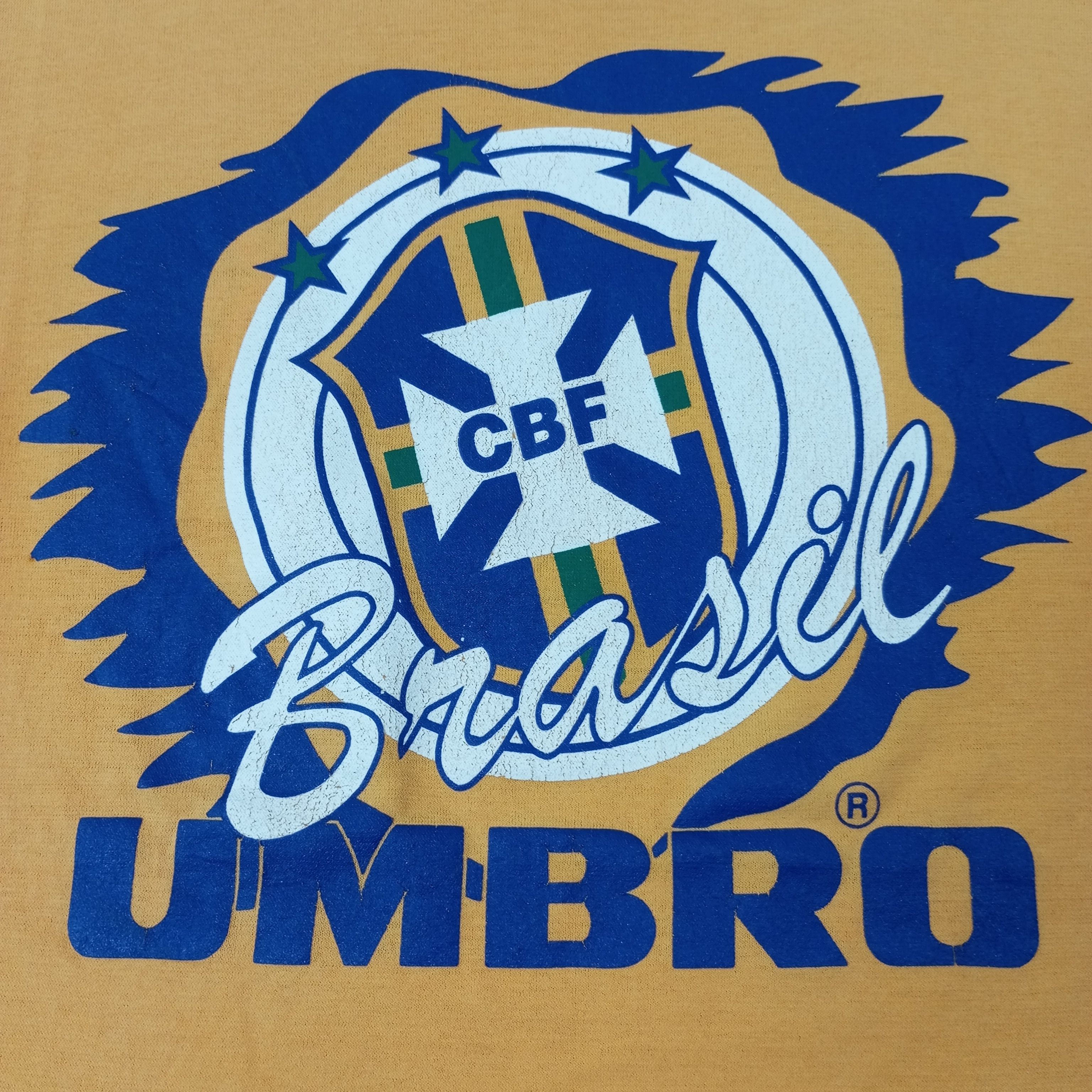 Vintage Umbro Brasil Football Soccer Team Vintage Tshirt c249n58 Size US L / EU 52-54 / 3 - 2 Thumbnail