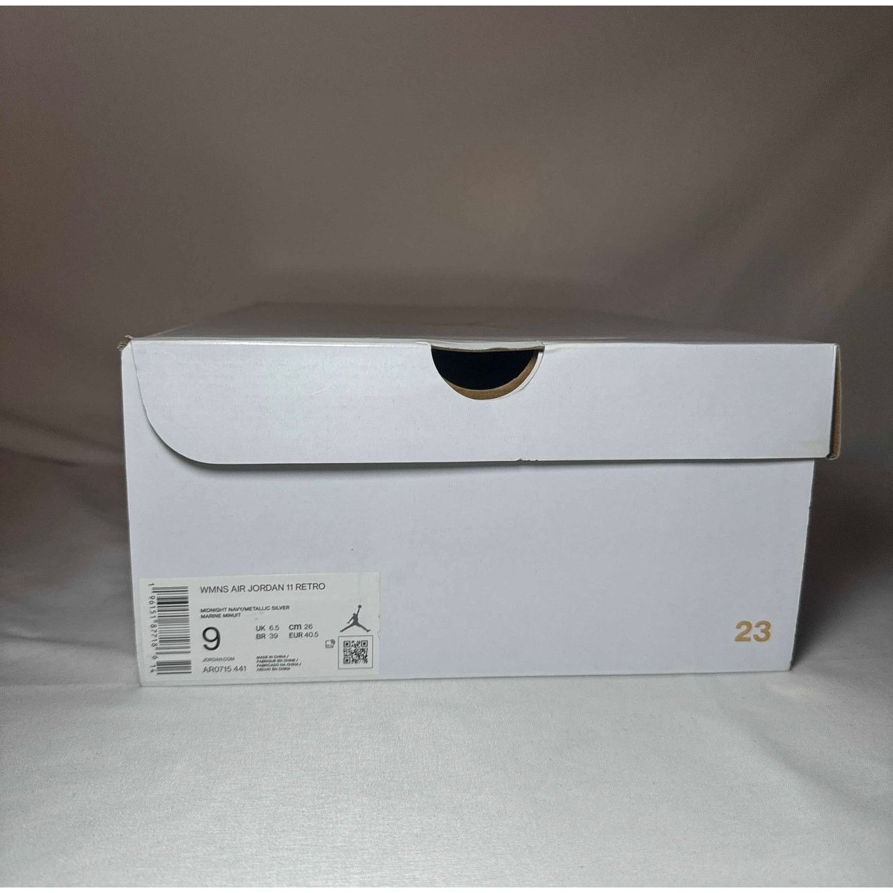 Jordan Brand × Nike Size 9 Air Jordan 11 Retro Midnight Navy Velvet Womens Shoes Size US 9 / IT 39 - 9 Thumbnail