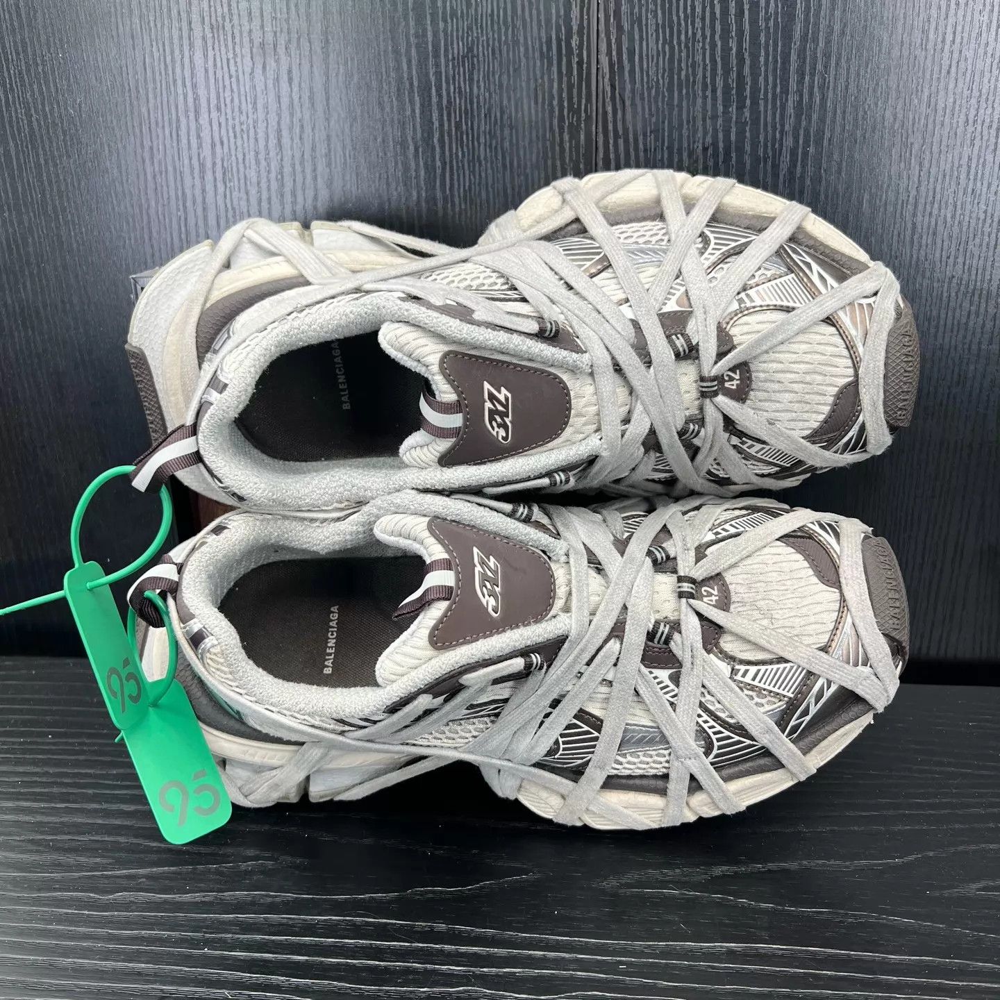 Balenciaga Balenciaga 3XL Frenzy Strap Gray 42 Size US 9 / EU 42 - 8 Thumbnail