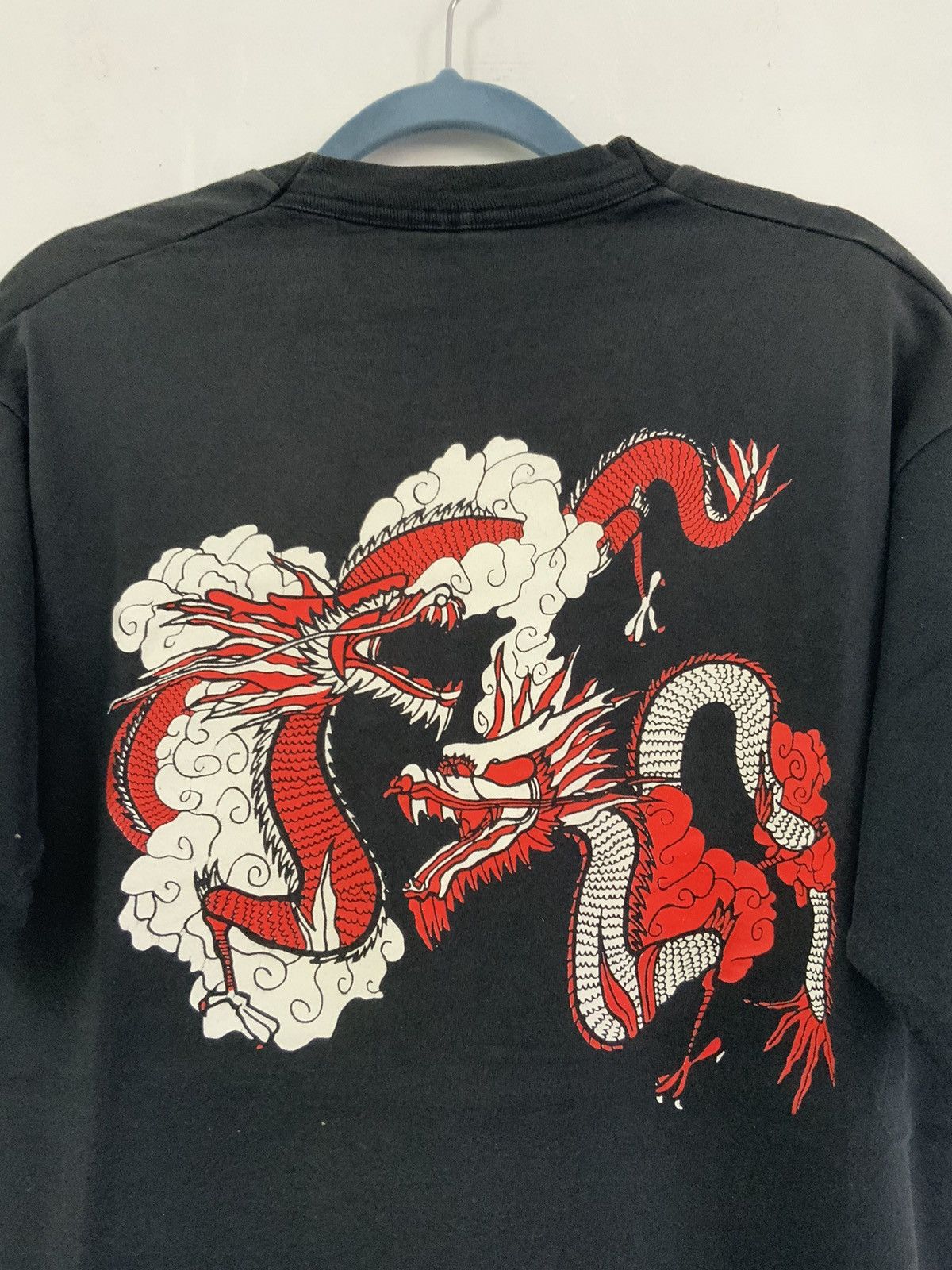 Fruit Of The Loom Vintage Dragon Made in Usa Tee Size US L / EU 52-54 / 3 - 8 Thumbnail