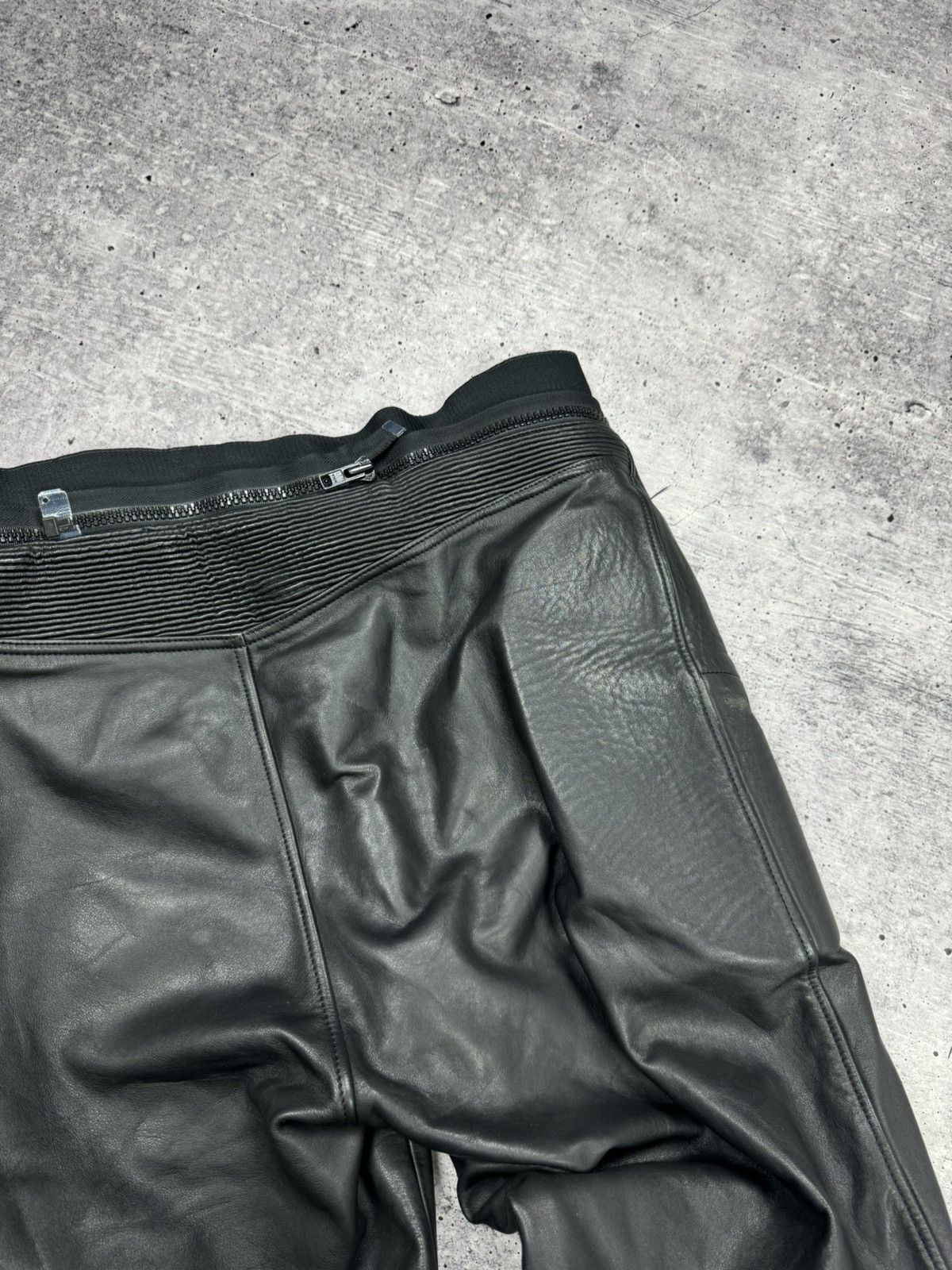 Genuine Leather × Vintage Vintage Y2K Style Moto Bike Racing Genuine Leather Pants Size US 38 / EU 54 - 23 Thumbnail