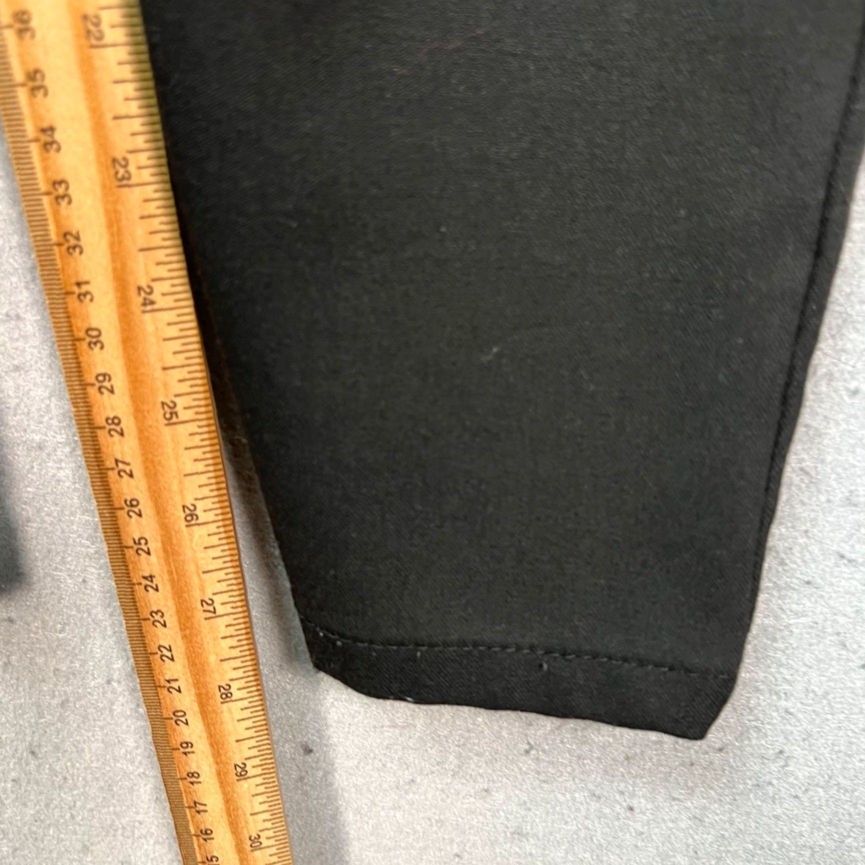 Zara Zara Mens Dress Pants Slim Black 29 Slim Fit Tapered Leg Flat Front Zip Button Polyester Viscose Pants Men Regular 28in Inseam 7/10 Vintage No Size US 29 - 7 Thumbnail