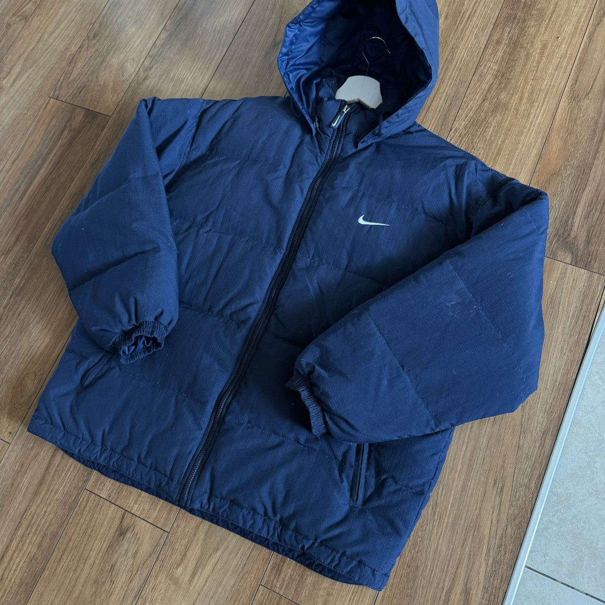Nike × Vintage Vintage 90s embroidered logo Nike puffer jacket Size US L / EU 52-54 / 3 - 4 Thumbnail