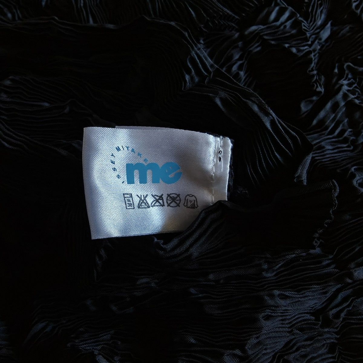 Issey Miyake Black Horizontal Striped Double-Sided Wave-Ruffled Top Size ONE SIZE - 3 Thumbnail