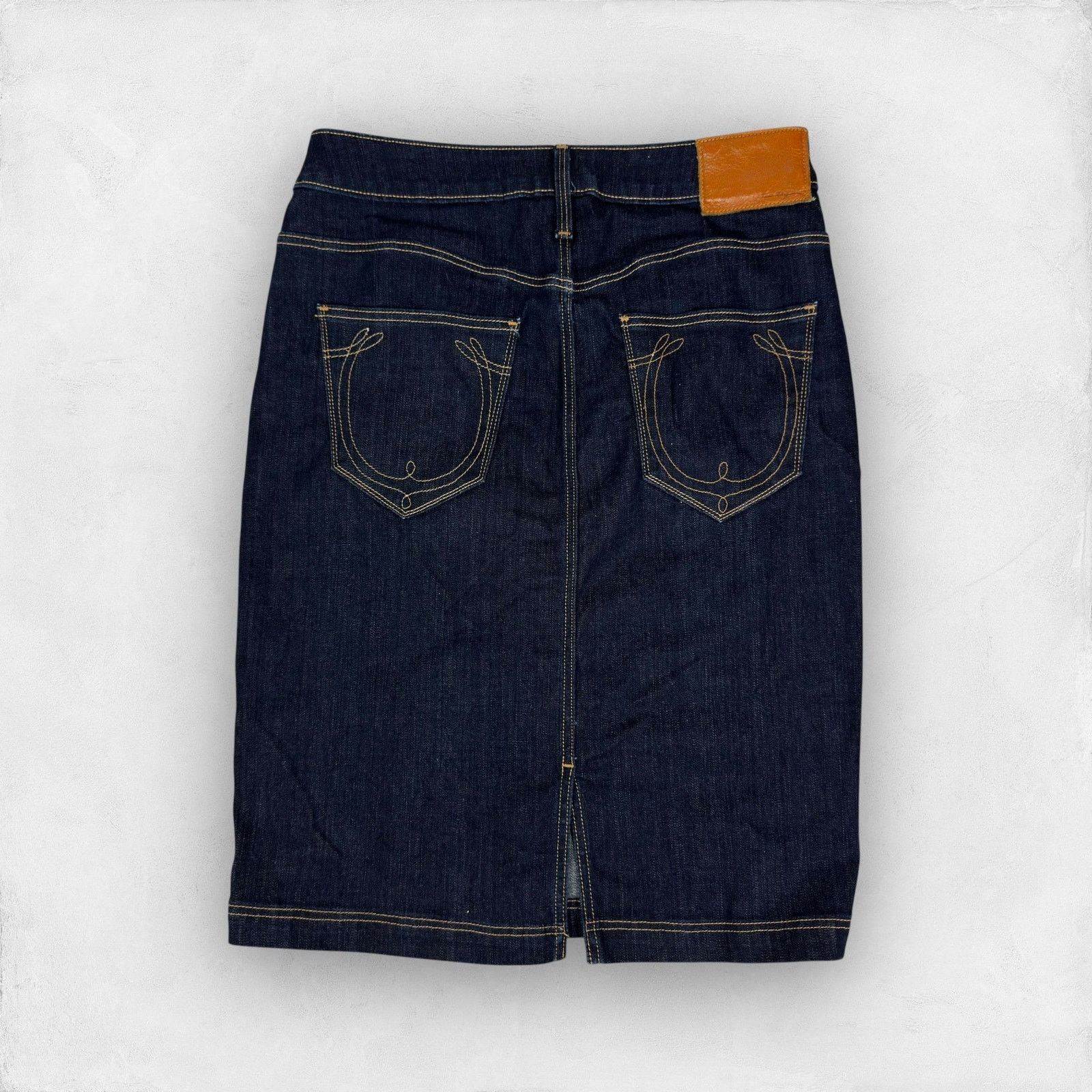 Japanese Brand True Religion Women's Blue 5-Pockets Denim Pencil Skirt 26 Size 26" / US 2 / IT 38 - 1 Thumbnail