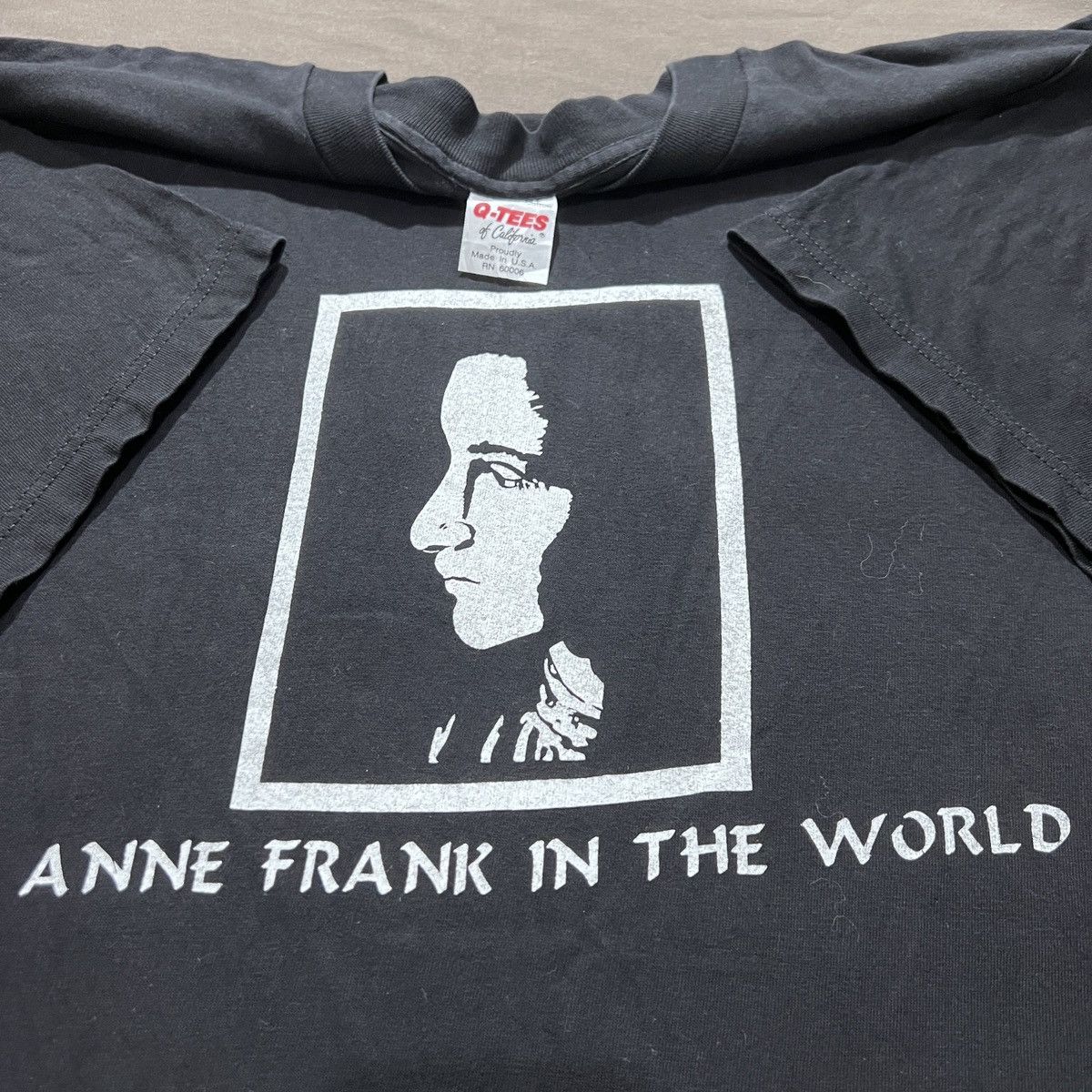 Vintage Vintage 90s Anne Frank in the World Biography Autobiography Size US XXL / EU 58 / 5 - 2 Thumbnail