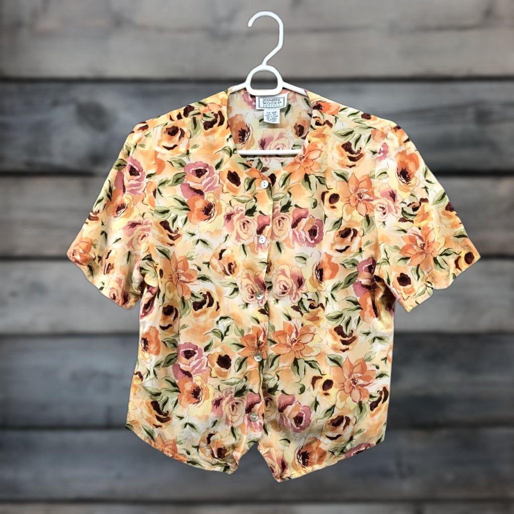 MooRER VINTAGE Jennifer Moore Blouse Shirt Womens 10P Peach Floral Silk Short Sleeve Button Front Female"} Size L / US 10 / IT 46 - 1 Thumbnail
