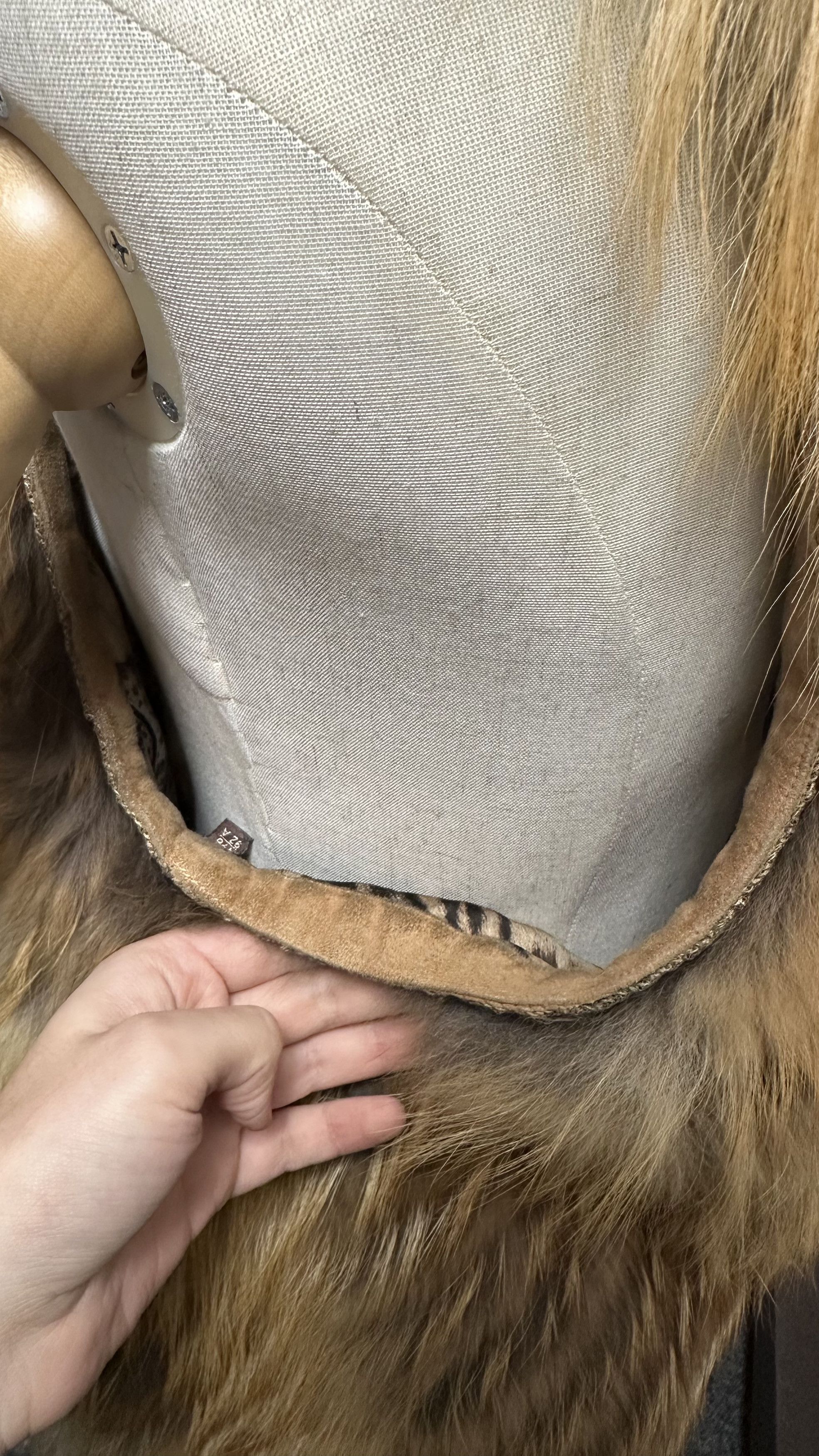 Roberto Cavalli Roberto Cavalli Women's Alopex Lagopus Fur Vest Size 40 Size S / US 4 / IT 40 - 9 Thumbnail