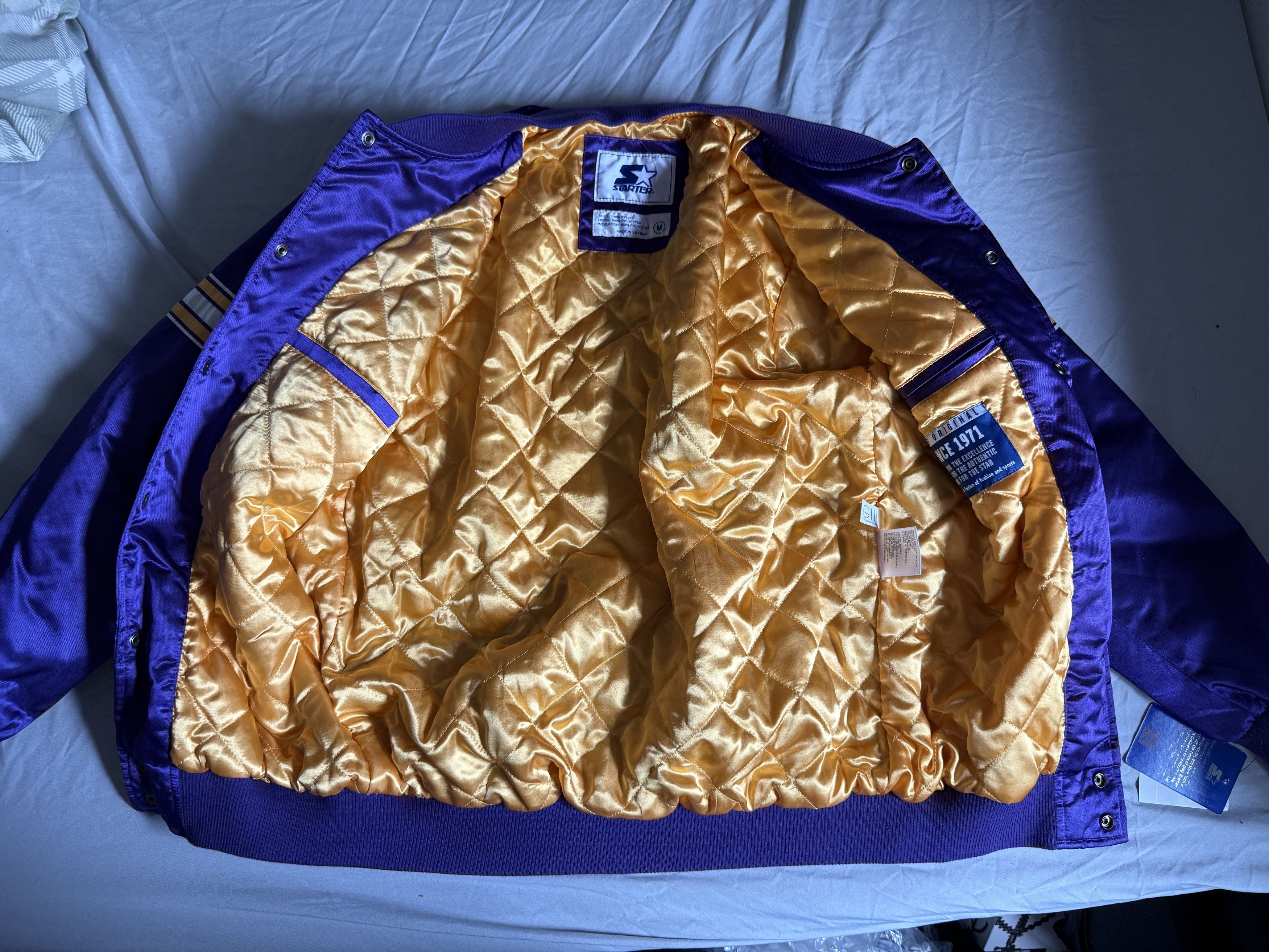 NBA × Starter Los Angeles Lakers Starter Satin Bomber Jacket Medium Size US M / EU 48-50 / 2 - 2 Thumbnail