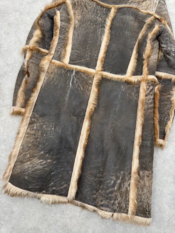 Just Cavalli 2000s Cavalli Grey Eroded Fur Leather Long Coat Size US S / EU 44-46 / 1 - 6 Thumbnail