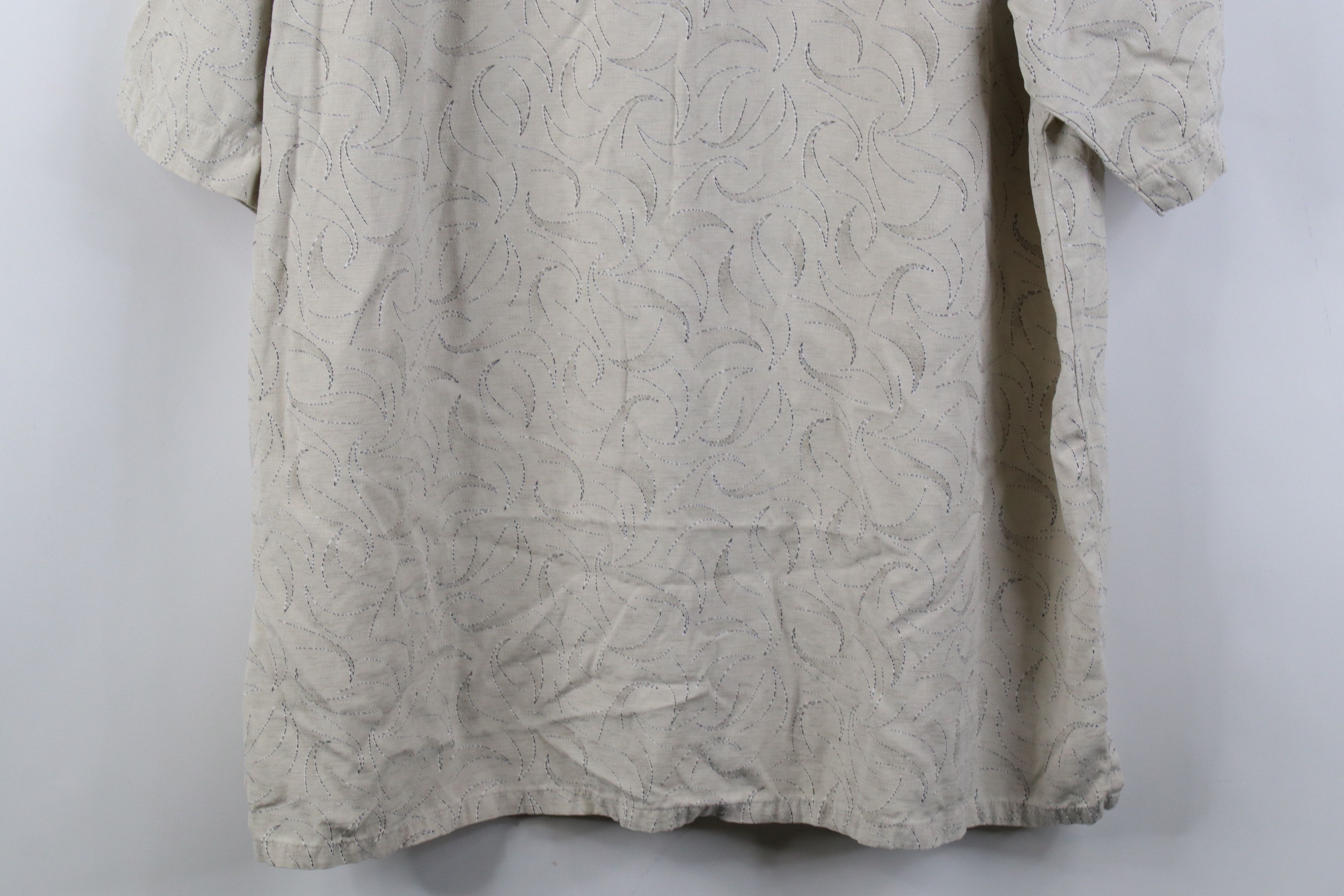 Vintage Vintage 90s Streetwear Short Sleeve Collared Button Shirt Size US L / EU 52-54 / 3 - 11 Thumbnail