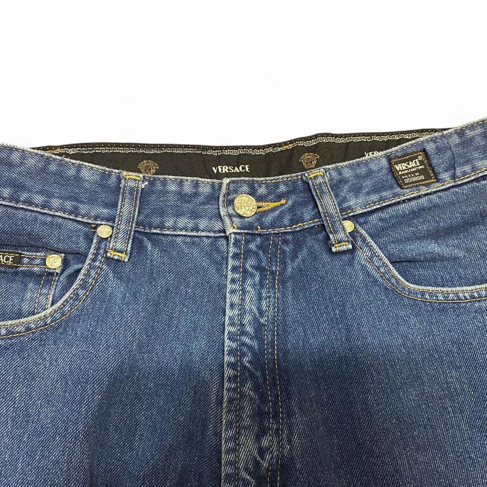 Versace Versace Blue Denim Jeans with Gold Medusa Button and Greek-2 Size 32" / US 10 / IT 46 - 1 Thumbnail