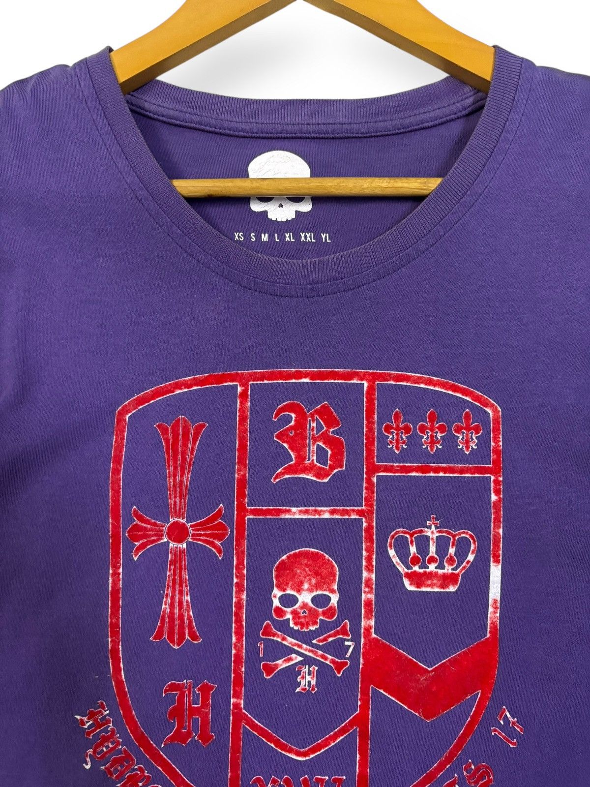 HYDROGEN Vintage 2000s Hydrogen Red Crest Graphic T-shirt Size US M / EU 48-50 / 2 - 3 Thumbnail