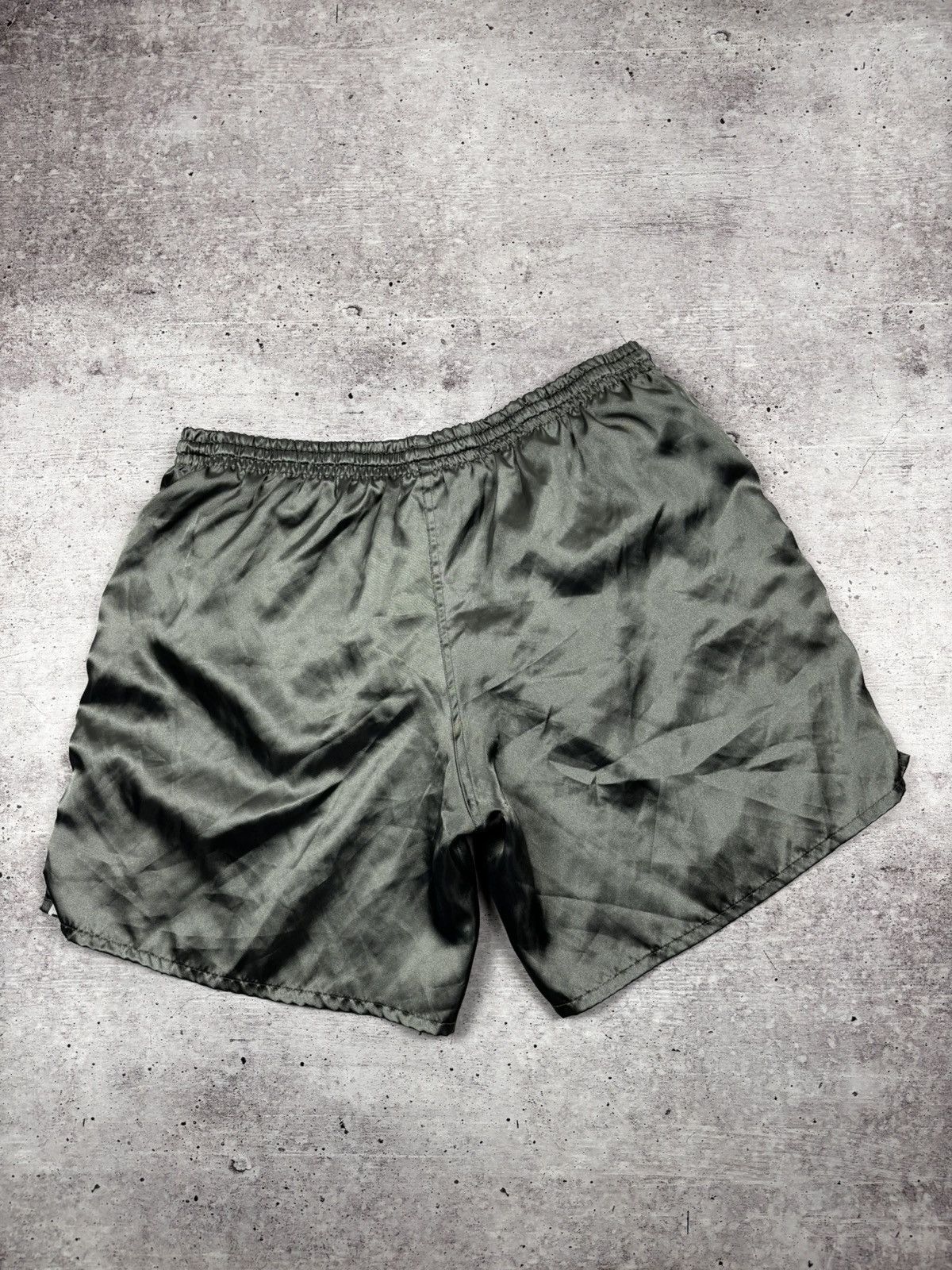 Puma × Vintage Puma with lamps shorts size XXL Size US 38 / EU 54 - 5 Thumbnail