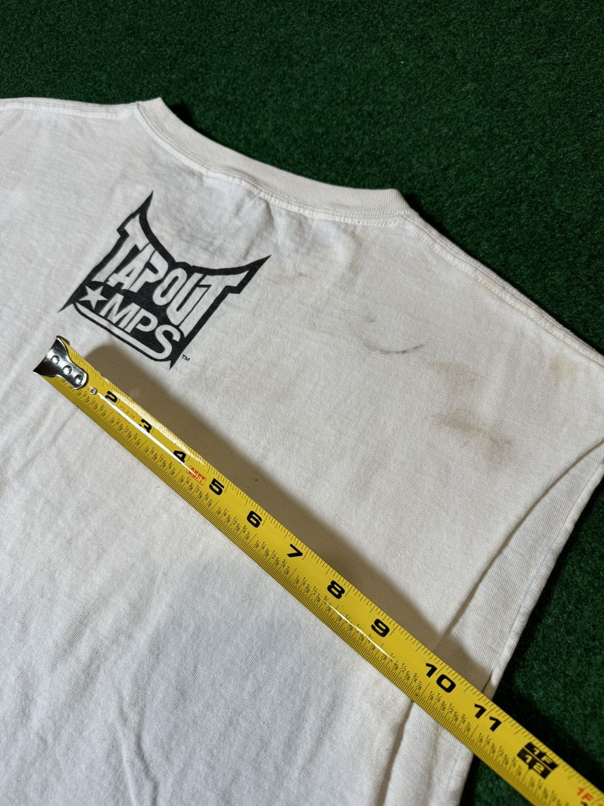 Tapout × Vintage Y2k Tapout Grunge Fists Tattoo Cutoff Muscle Shirt Tank Top Size US L / EU 52-54 / 3 - 10 Thumbnail