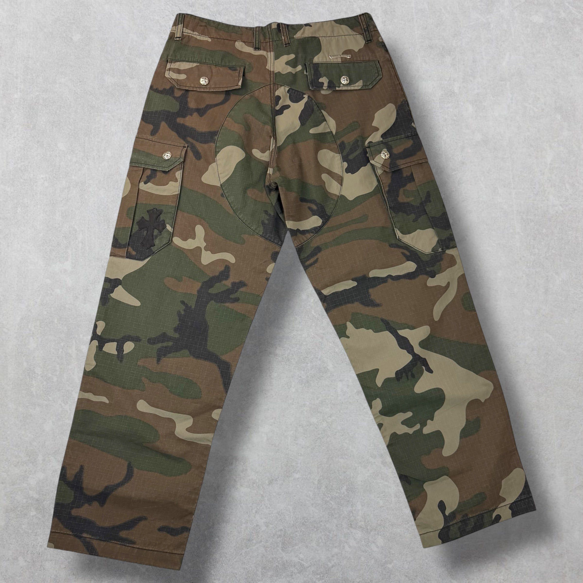 Chrome Hearts Chrome Hearts Cross Patch Camo Cargo Pants 34 Size US 34 / EU 50 - 2 Thumbnail