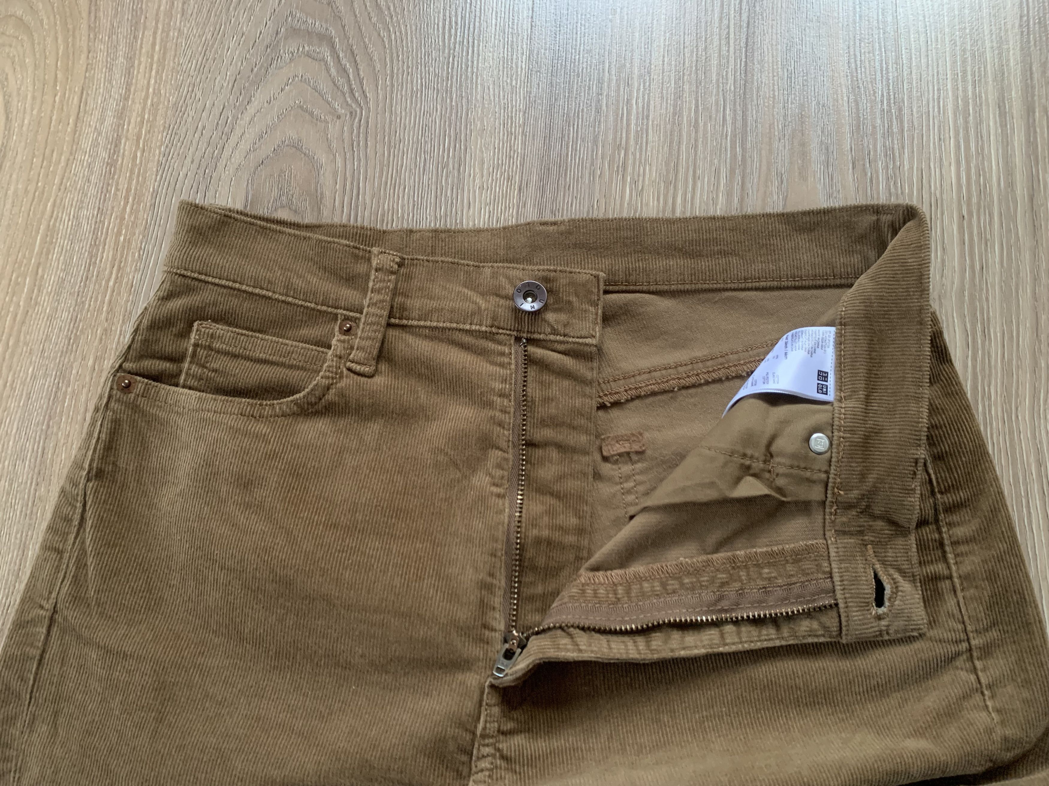 Uniqlo Uniqlo Velvet Corduroy Brown Pants Size 26" / US 2 / IT 38 - 5 Thumbnail