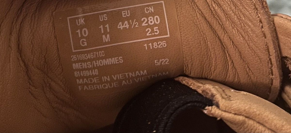 Clarks × Designer × Ronnie Fieg Clarks x Ronnie Fieg Fringle Moccasin Moc Indian mule clog Size US 11 / EU 44 - 11 Thumbnail