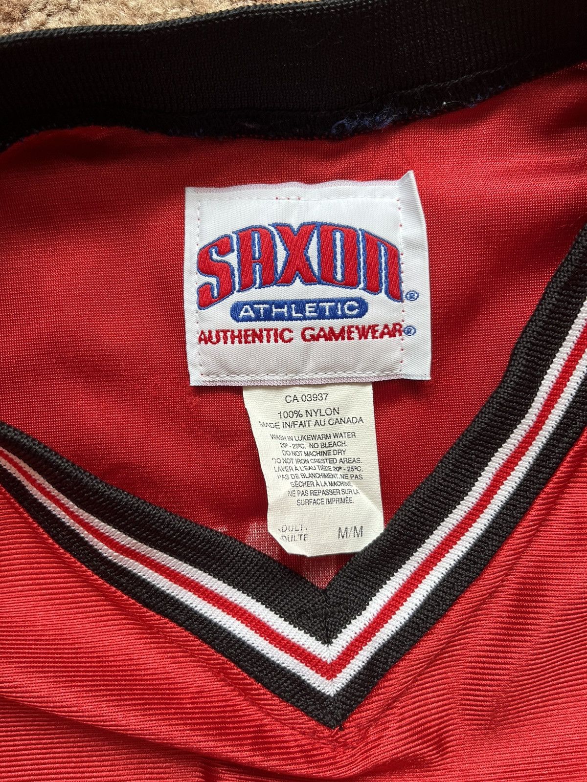 Vintage Vintage Saxon Athletic Basketball Alberta Edmonton Jersey Size US L / EU 52-54 / 3 - 3 Thumbnail
