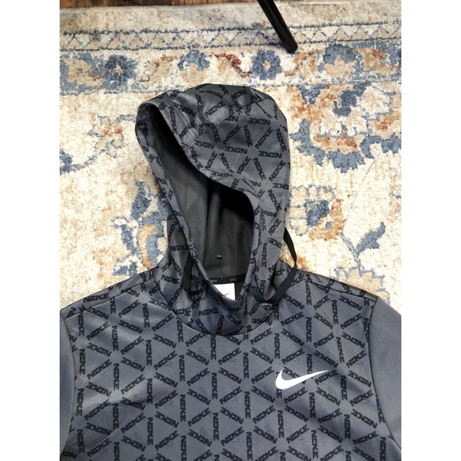 Nike Nike Therma-FIT Hoodie Sweatshirt Mens M Gray Allover Nike Logo Fleece Size US M / EU 48-50 / 2 - 2 Thumbnail