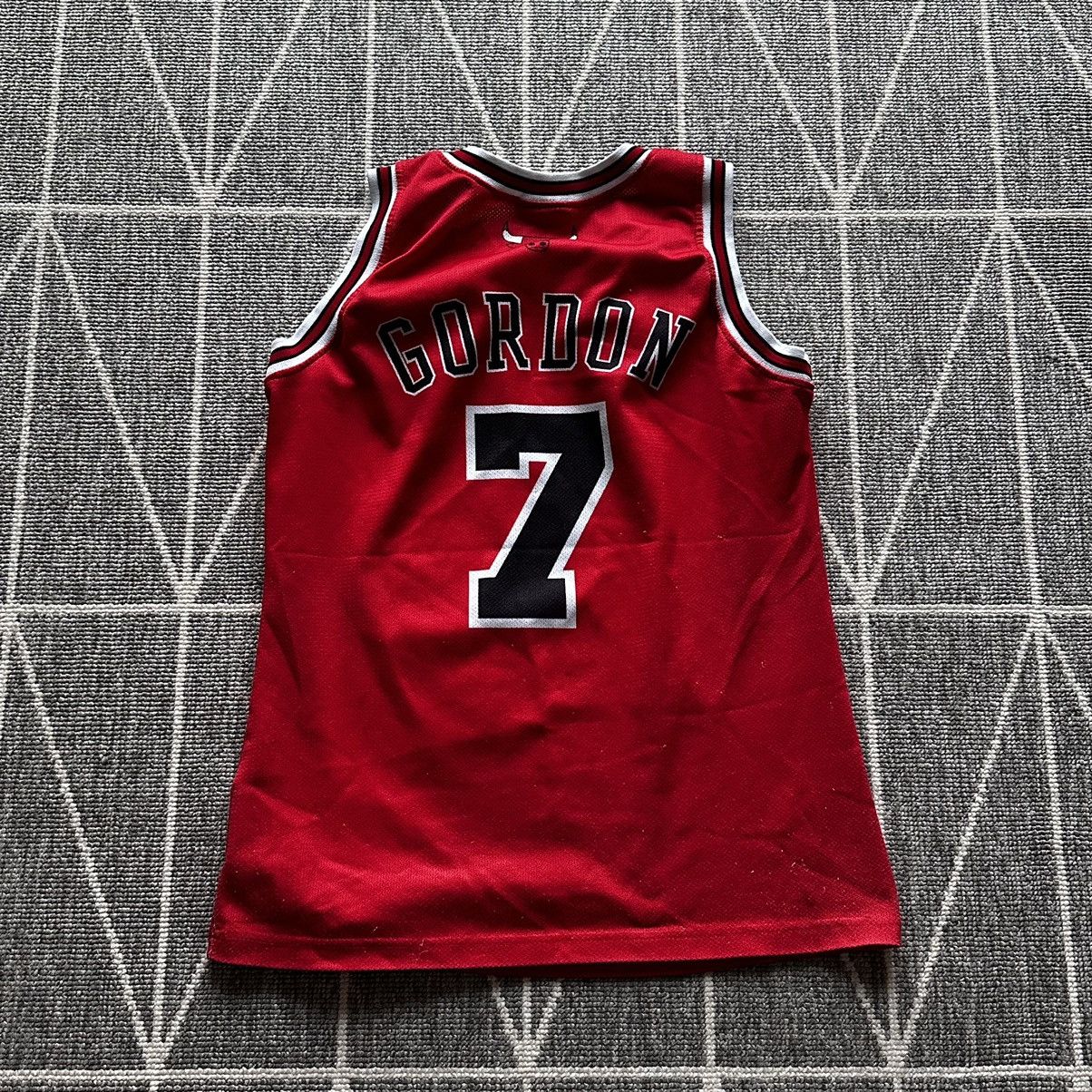 Champion × NBA × Vintage vintage chicago bulls jersey champion nba Size US XS / EU 42 / 0 - 8 Thumbnail
