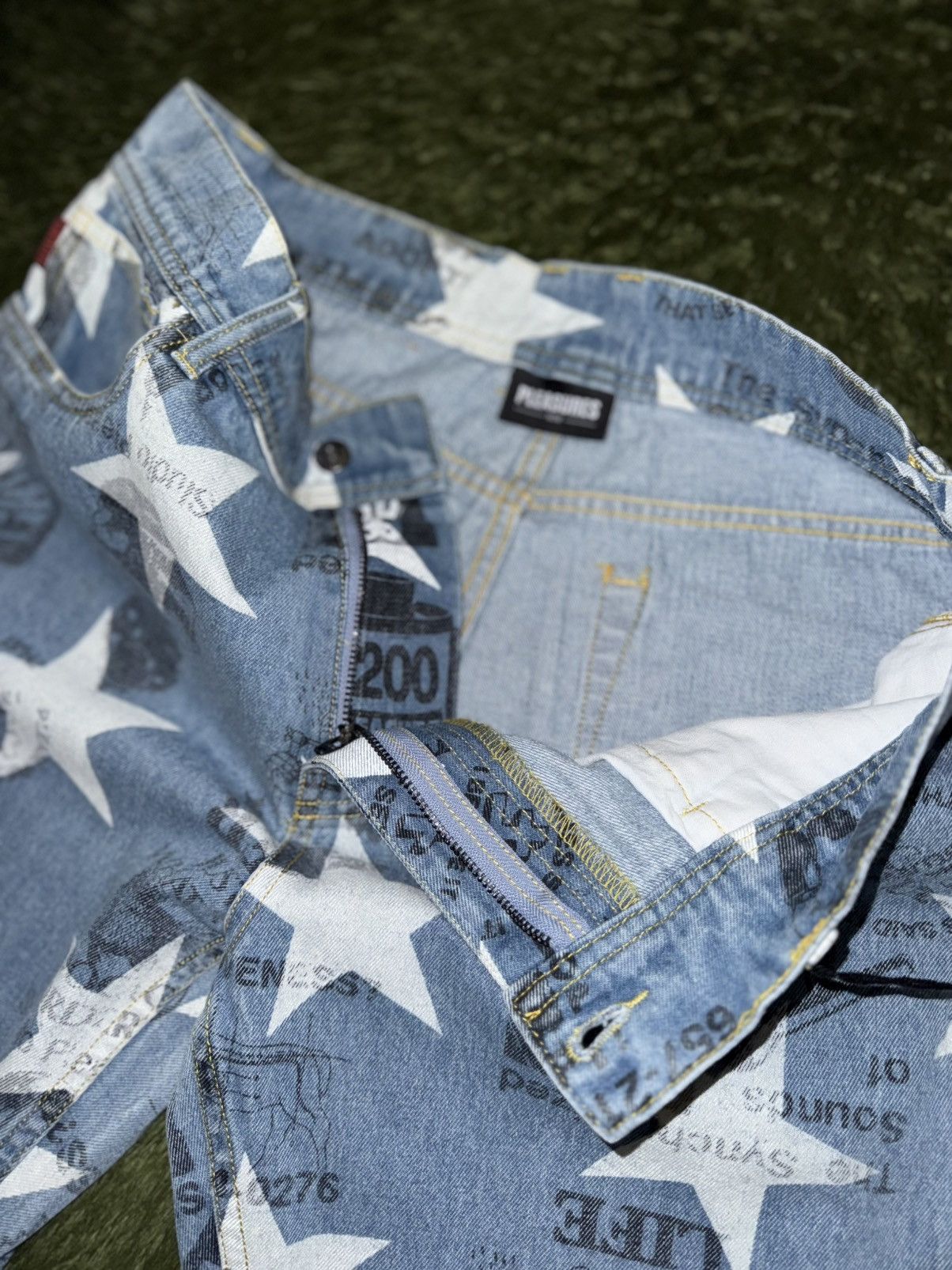 Pleasures [32] Pleasures star printed poppy denim pants light indigo Size US 32 / EU 48 - 3 Thumbnail