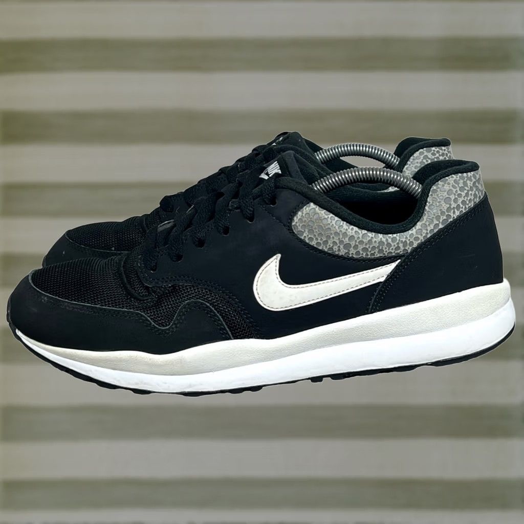 Nike Nike Air Safari Cement Sneakers Mens 11 Black White 371740-009 Size US 11 / EU 44 - 1 Thumbnail