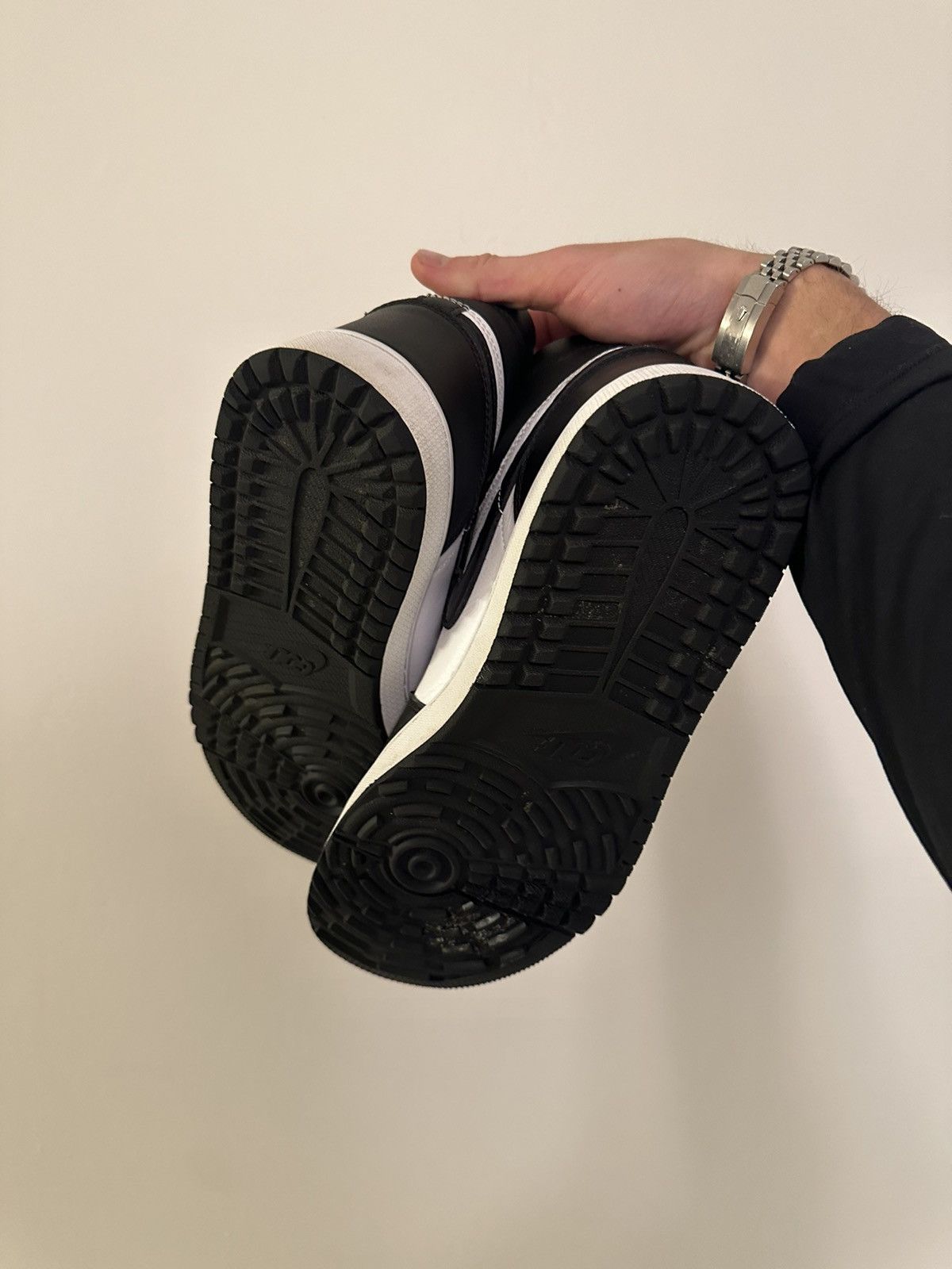 Jordan Brand Jordan 1 Nike Golf “Panda” Size US 10.5 / EU 43-44 - 3 Thumbnail