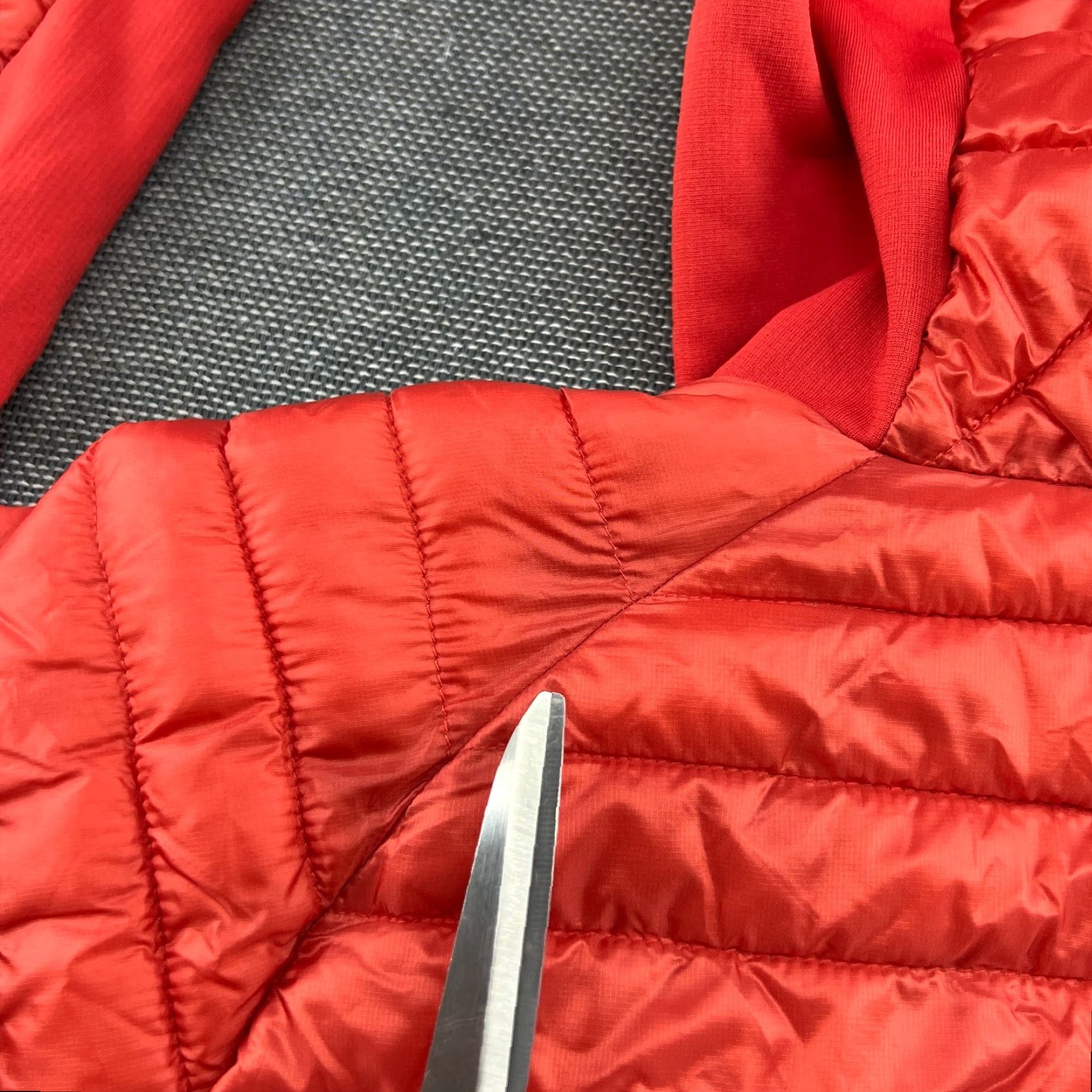 Rab RAB Cirrus Flex Hoody Jacket Womens Small Red Primaloft Perfex Puffer Hooded Zip Long Sleeve Casual Womens Jacket Size S / US 4 / IT 40 - 3 Thumbnail