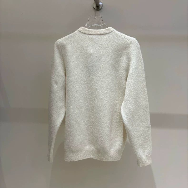 Louis Vuitton Louis Vuitton 25 New Beige 3D Embossed Logo Cashmere Knitt Size US M / EU 48-50 / 2 - 2 Thumbnail