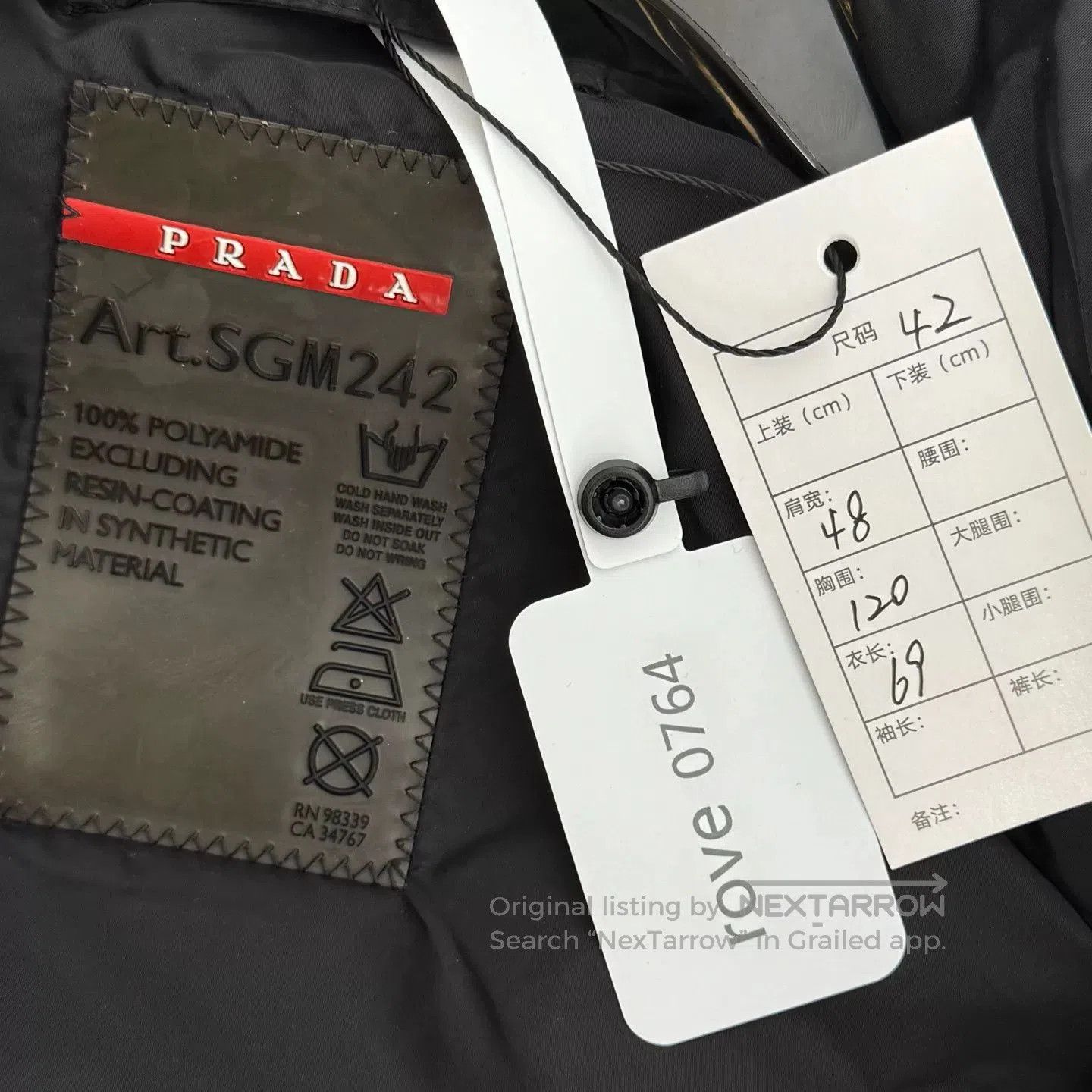 Prada Prada Black Nylon Triangle Logo Jacket. Size M / US 6-8 / IT 42-44 - 3 Thumbnail