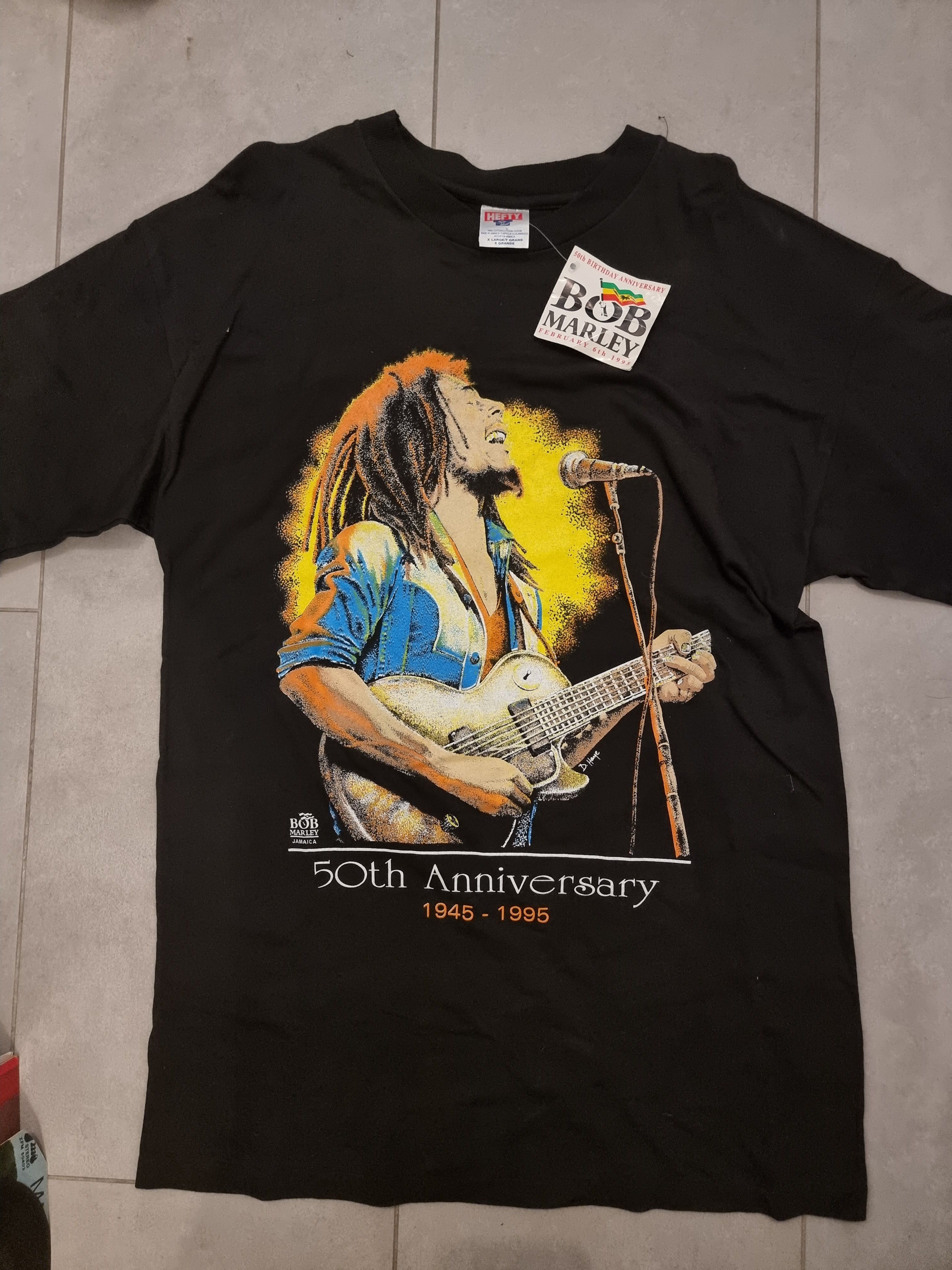 image of Bob Marley Vintage T XL Made In Jamaica 90's in Black, Men's