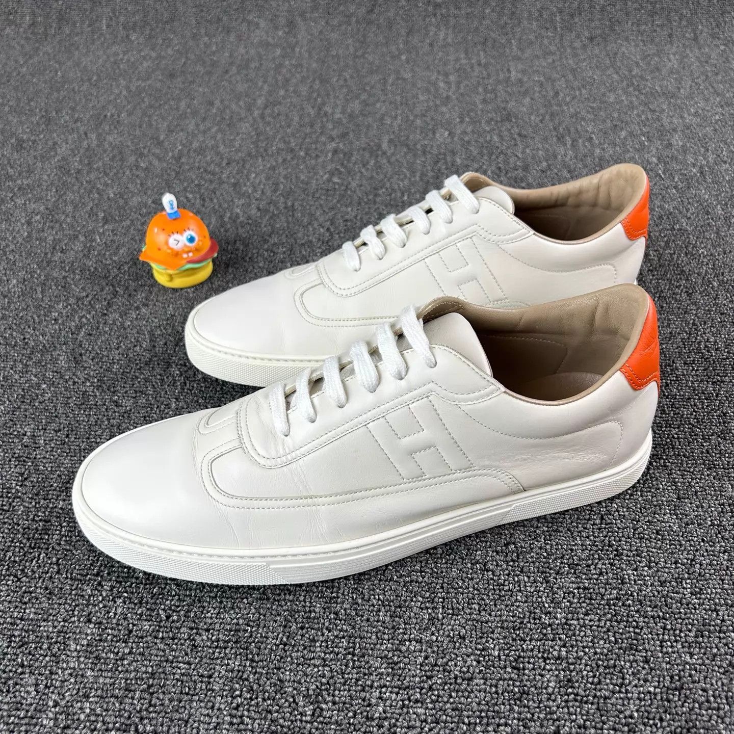 Hermes Hermes White Color Blocked Logo Sneakers Size 44.5 Size US 11.5 / EU 44-45 - 1 Thumbnail