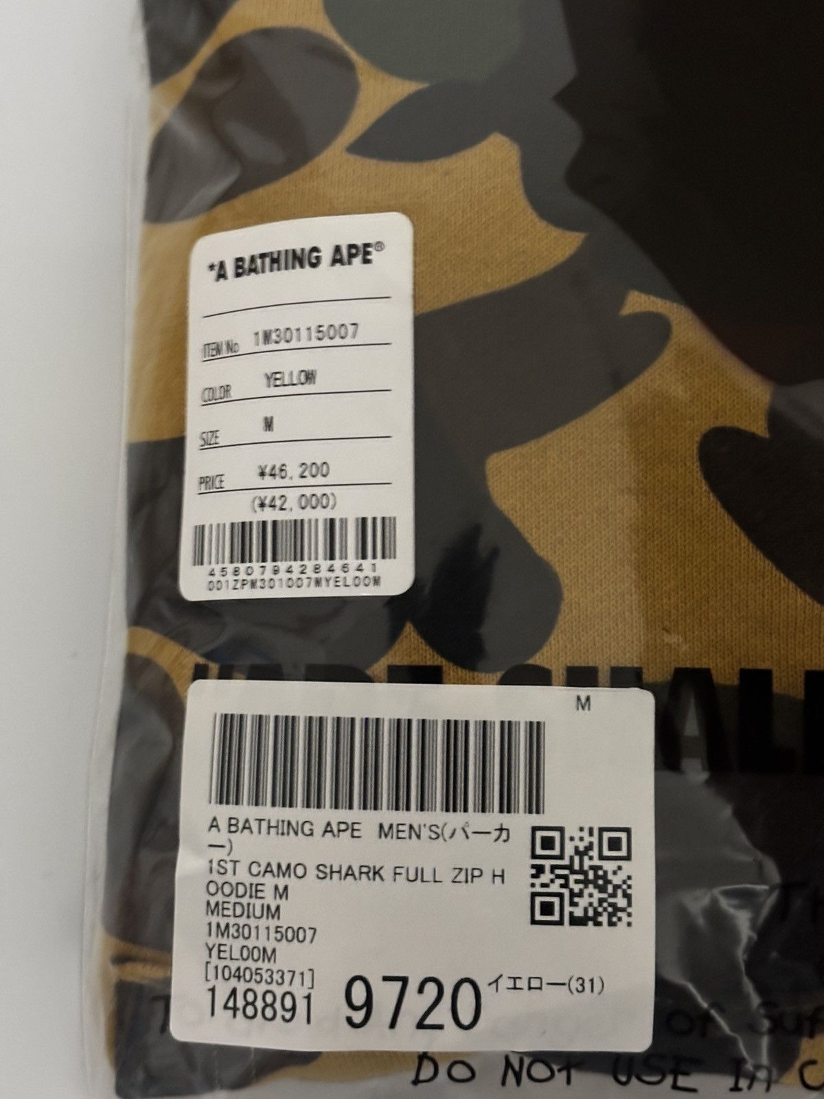 Bape Authentic ape bape 1st camo shark full zip hoodie M new Size US M / EU 48-50 / 2 - 13 Thumbnail