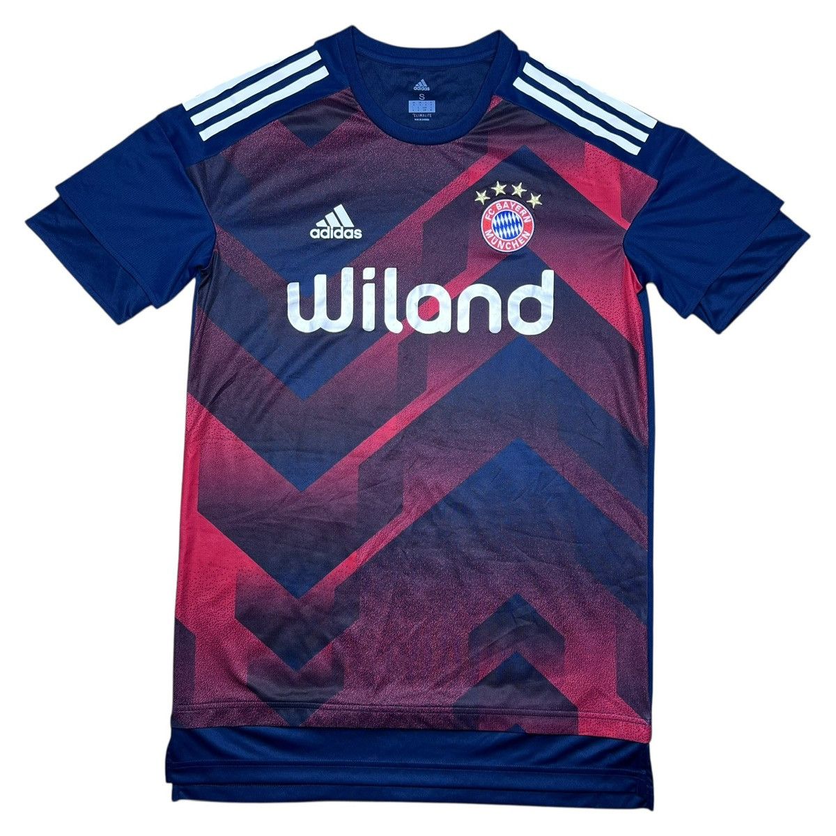 Adidas 2017 FC Bayern Munich Adidas Training Soccer Football Jersey Size US S / EU 44-46 / 1 - 1 Thumbnail