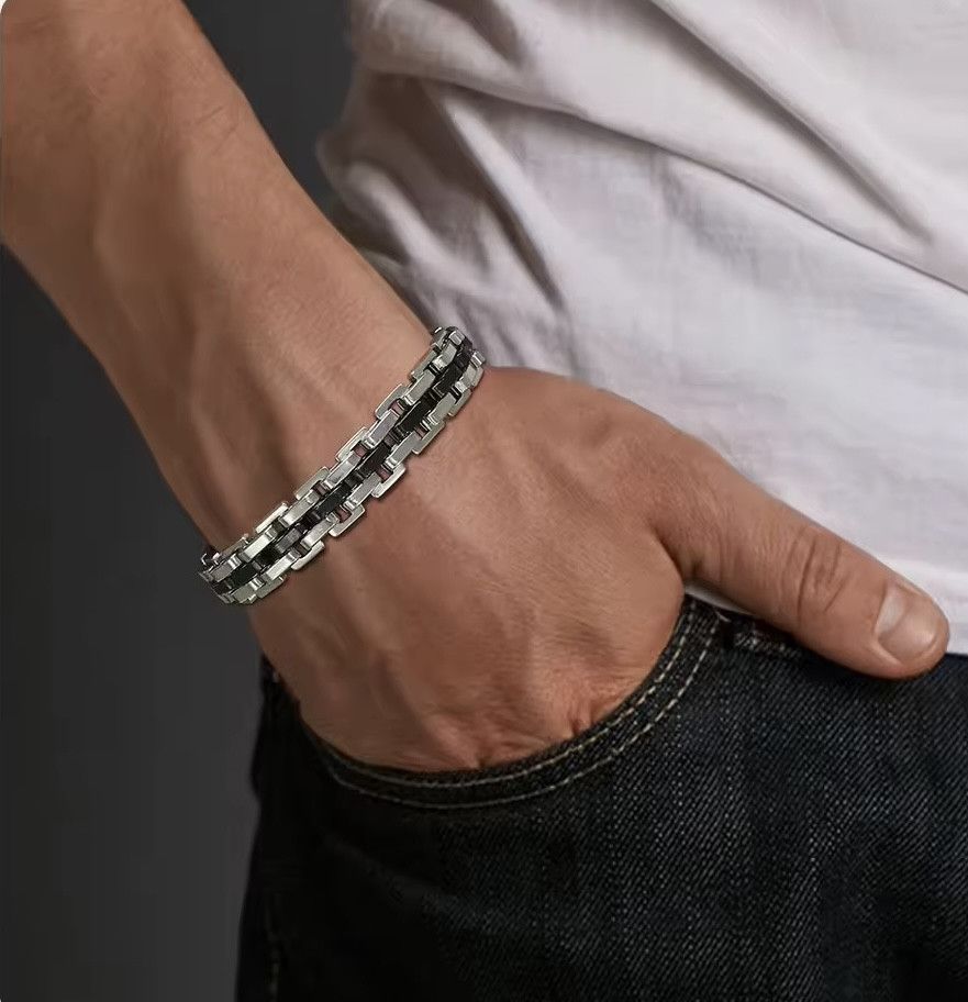 Jewelry Strap Chain Bracelet Size ONE SIZE - 1 Thumbnail