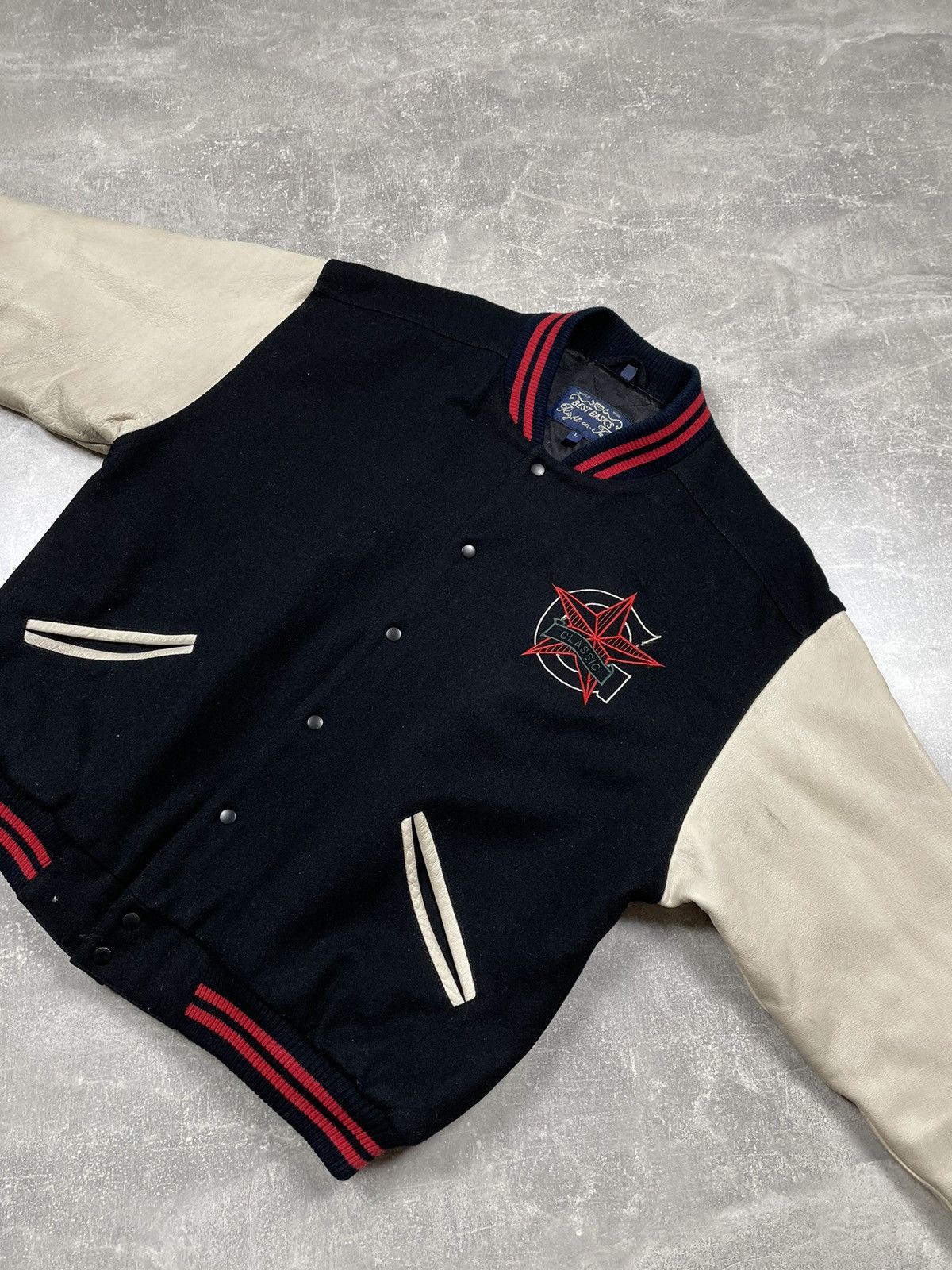 Gap × Vintage Vintage GAP Wool / Leather Universal Varsity Jacket 90s Size US L / EU 52-54 / 3 - 4 Thumbnail
