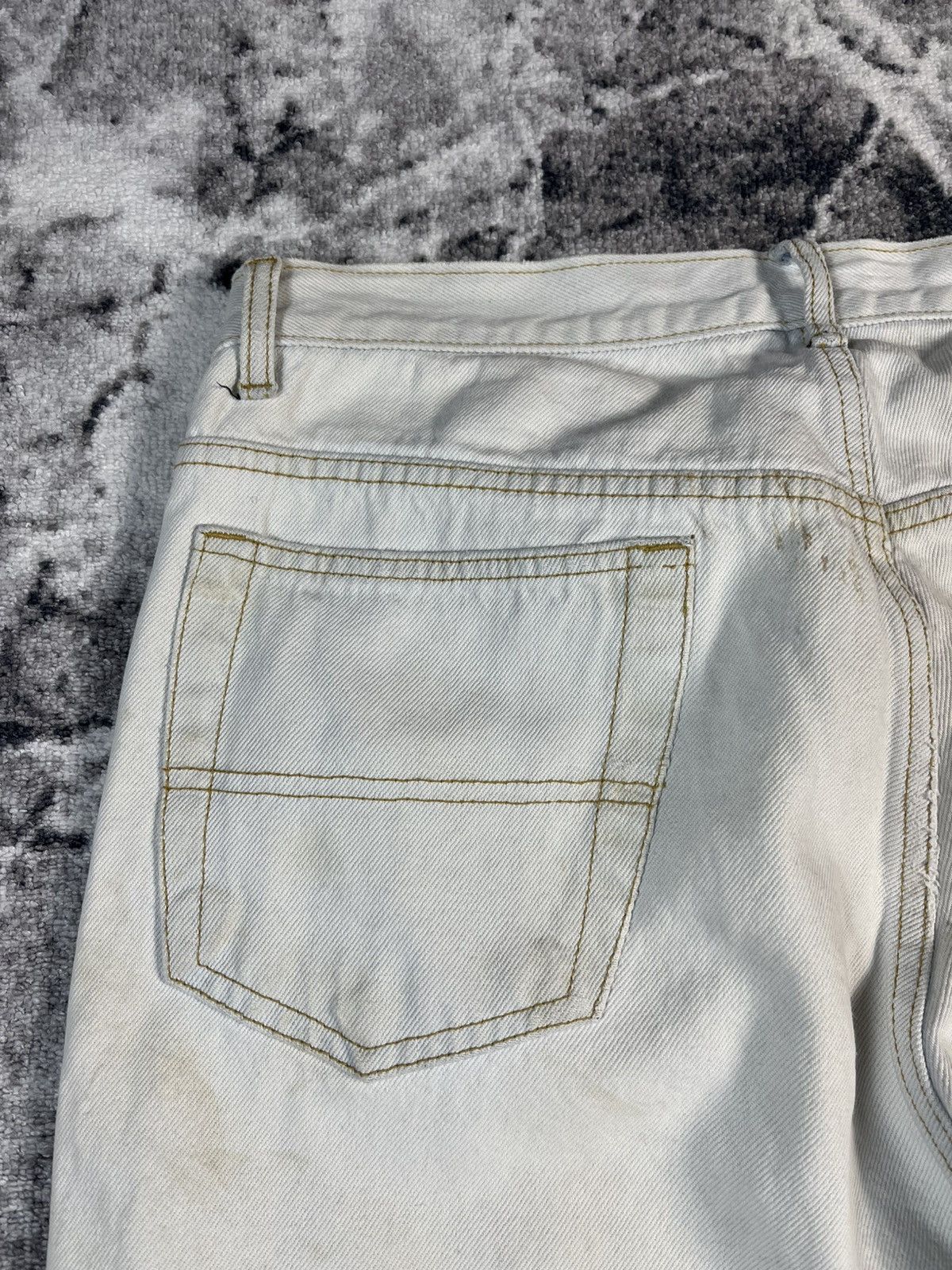 Other Kaserne Zurich Distressed White Jeans Size US 35 - 23 Thumbnail