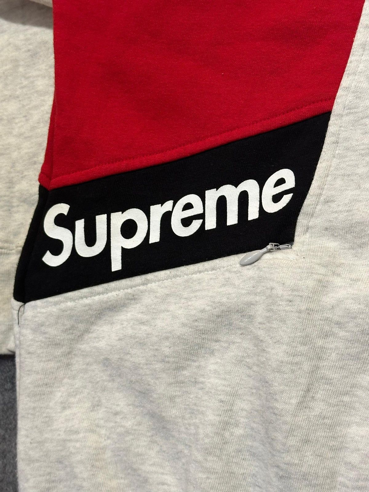 Supreme Supreme Color Blocked Zip Up Hooded Sweatshirt. Size US S / EU 44-46 / 1 - 12 Thumbnail