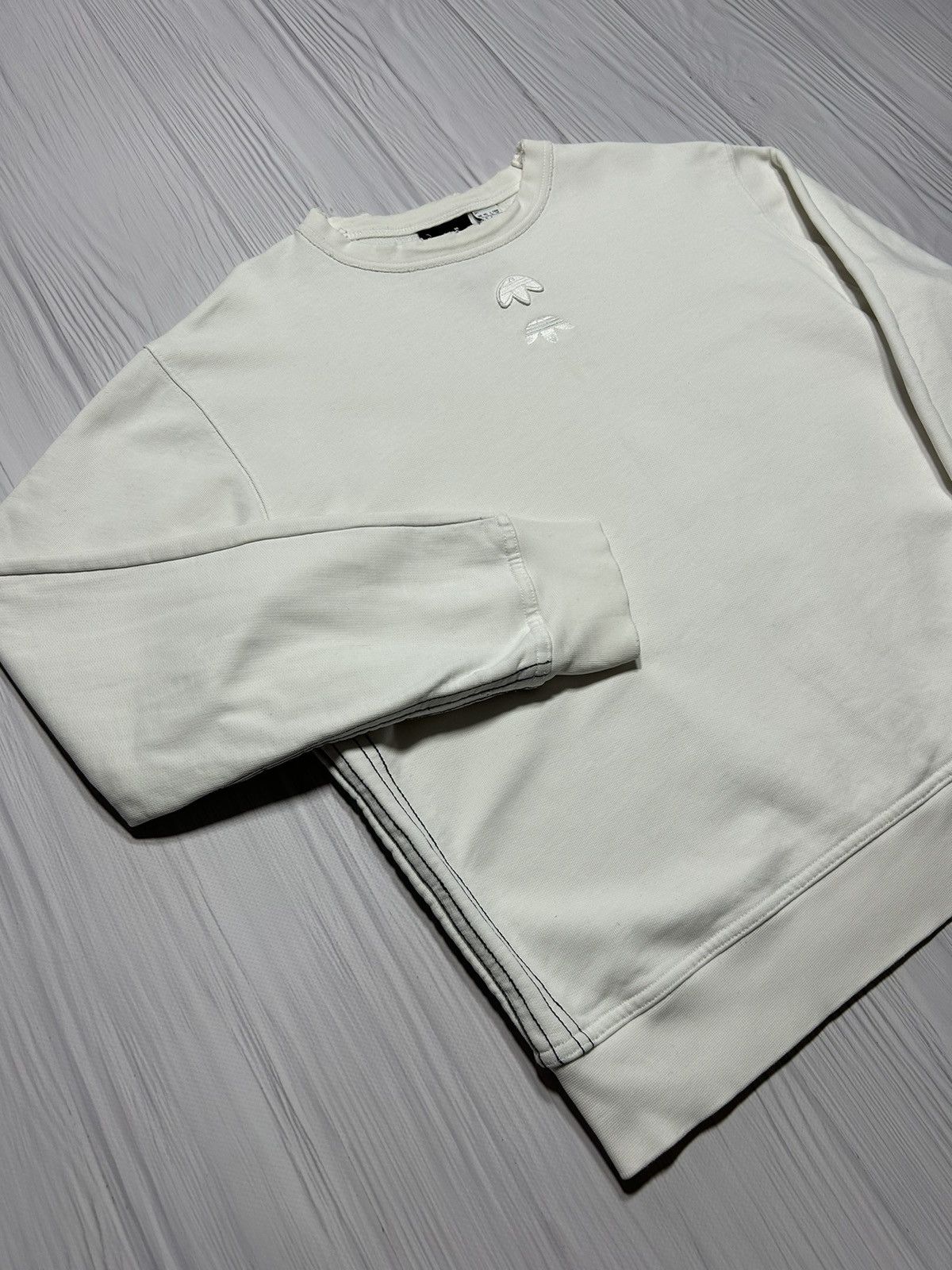 Adidas × Alexander Wang Adidas x Alexander Wang Logo Crew Torn Sweatshirt Size US S / EU 44-46 / 1 - 3 Thumbnail