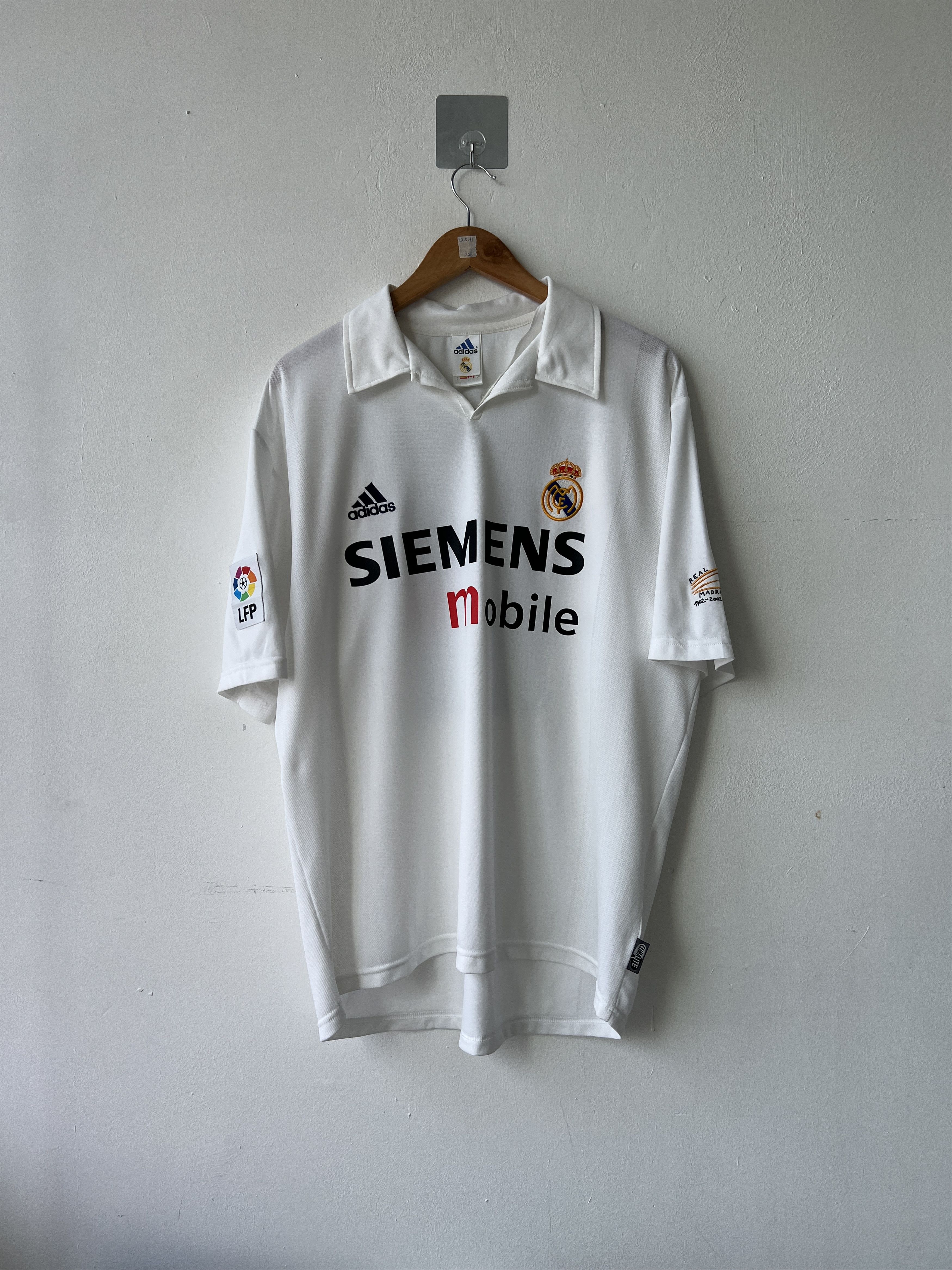 Adidas (L) Real Madrid 2002-03 Home Kit Ronaldo #11 Size US L / EU 52-54 / 3 - 2 Thumbnail