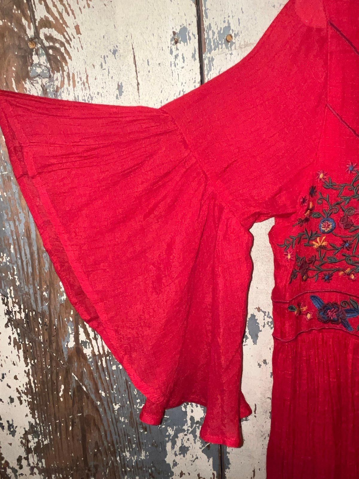 Designer Umgee Red embroidered dress, size Medium, above knee Size M / US 6-8 / IT 42-44 - 2 Thumbnail