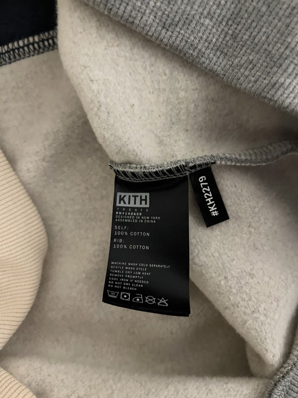 Kith Kith Treats Tri-Block Hoodie Shark Size US M / EU 48-50 / 2 - 6 Thumbnail