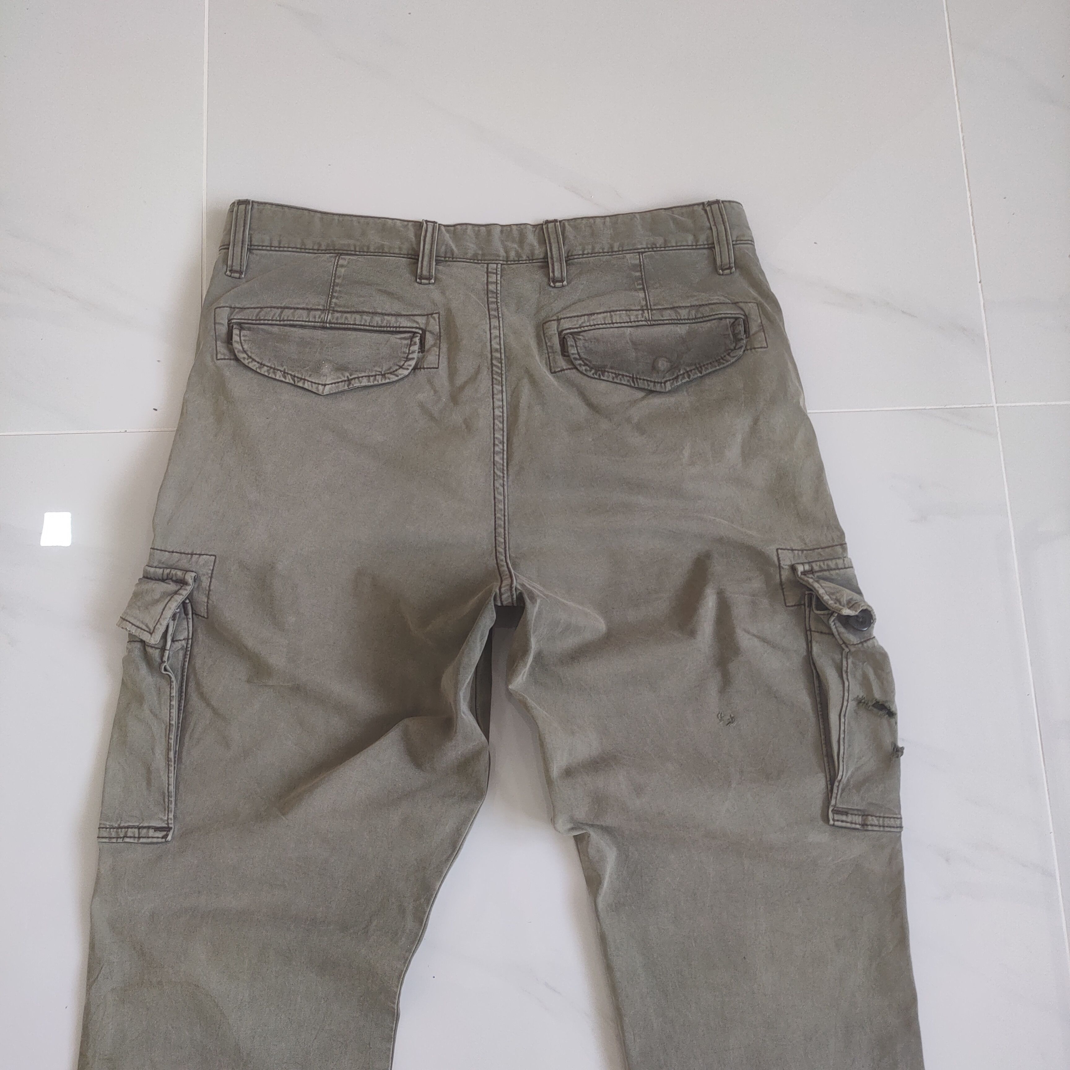 Japanese Brand VINTAGE JAPANESE FADED WORKWEAR CARGO PANTS Size US 31 - 9 Thumbnail